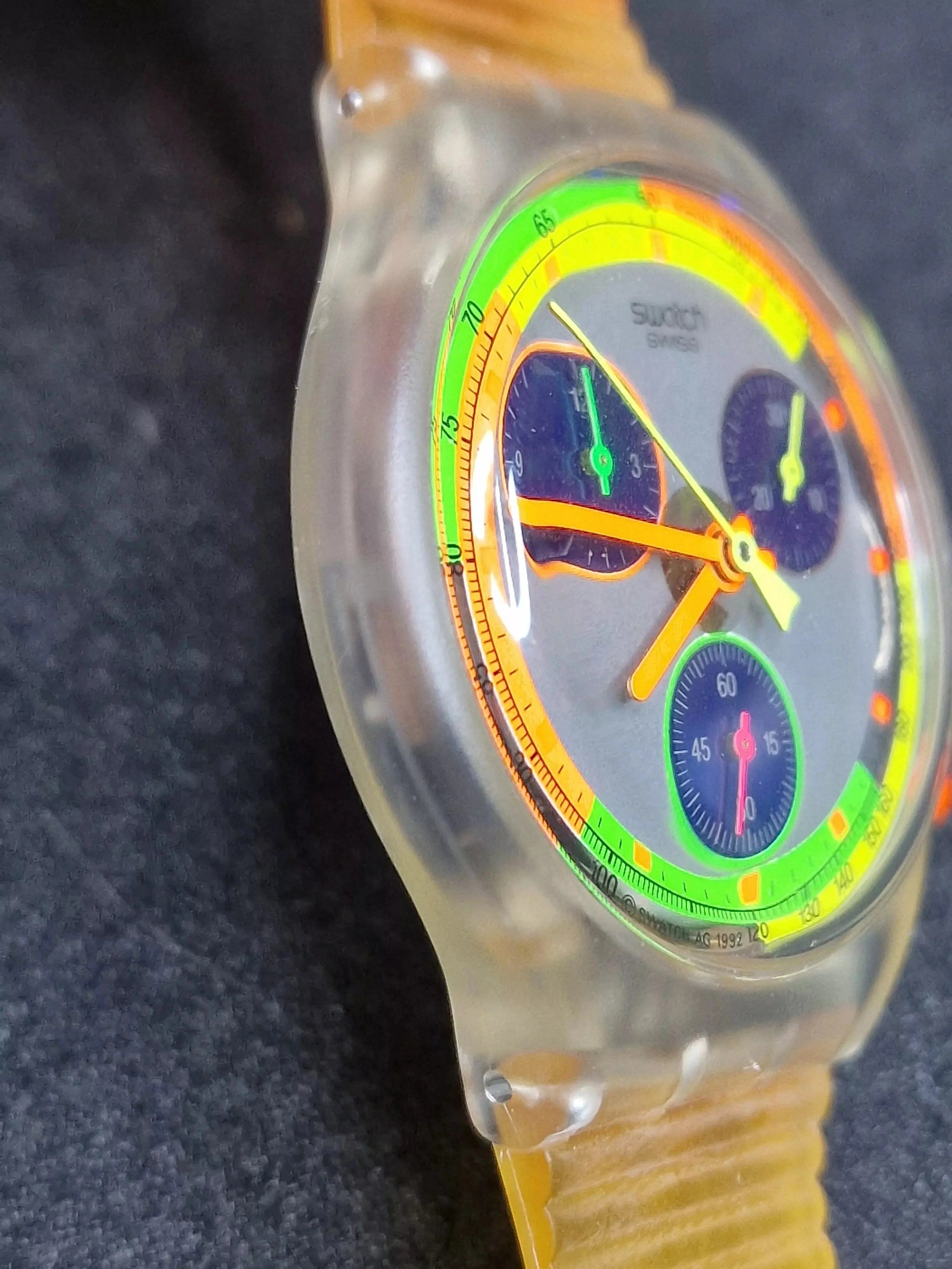 Swatch Chrono SCK104 "Jelly Stag" (1992) – Rare Neon Chronograph - 6