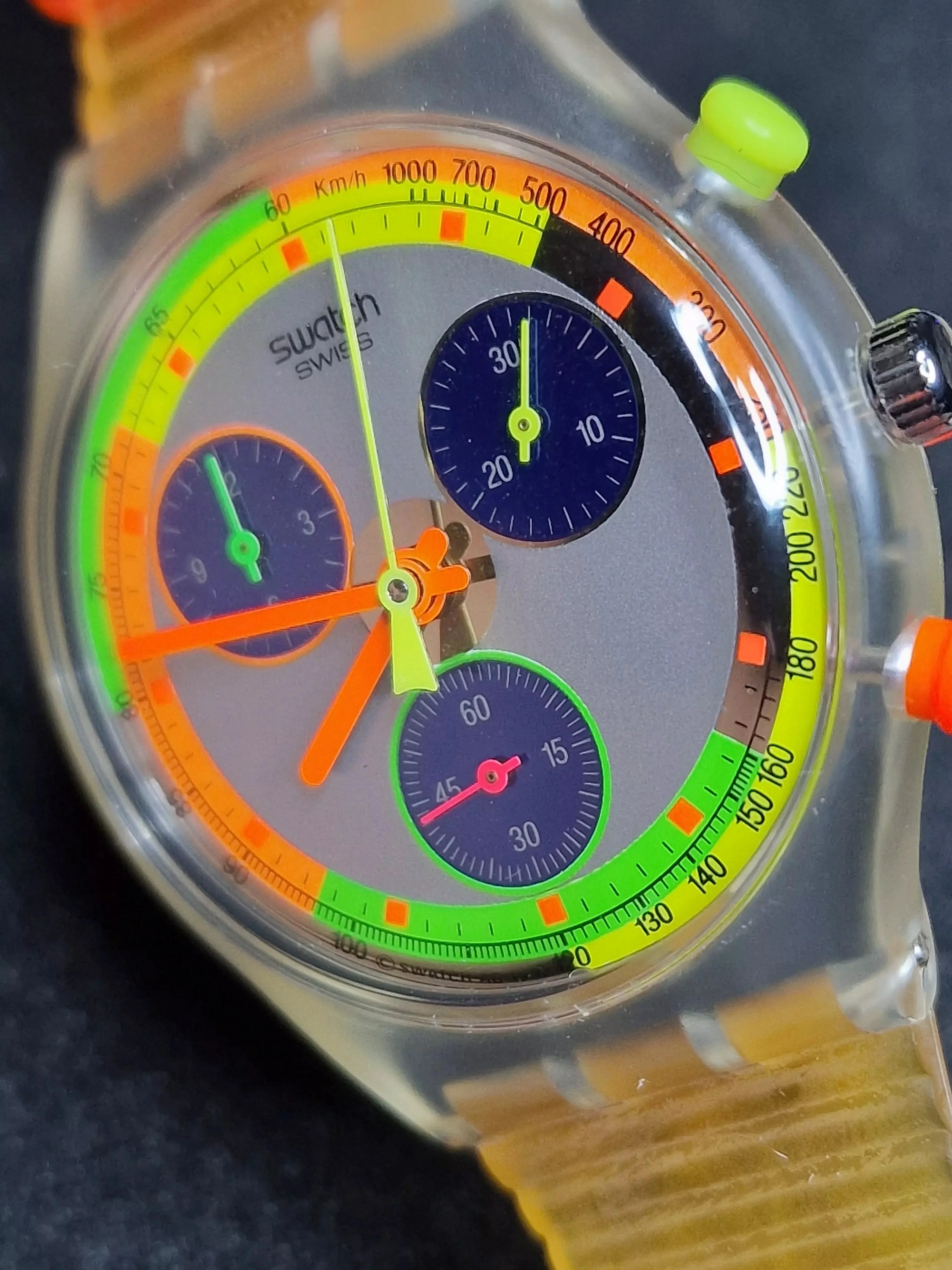 Swatch Chrono SCK104 "Jelly Stag" (1992) – Rare Neon Chronograph - 9