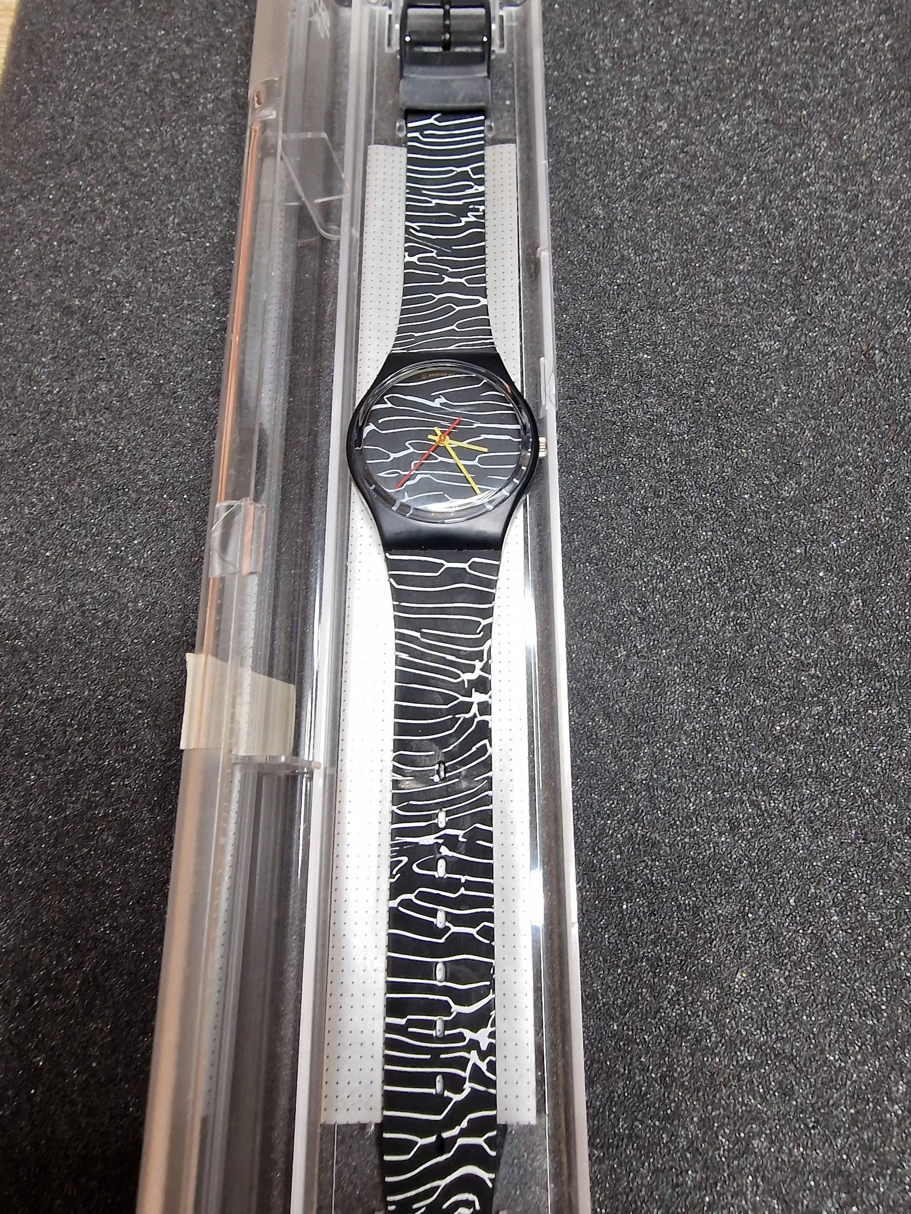 Swatch GB119 “Marmorata” (1987) – Marble Effect Classic 3