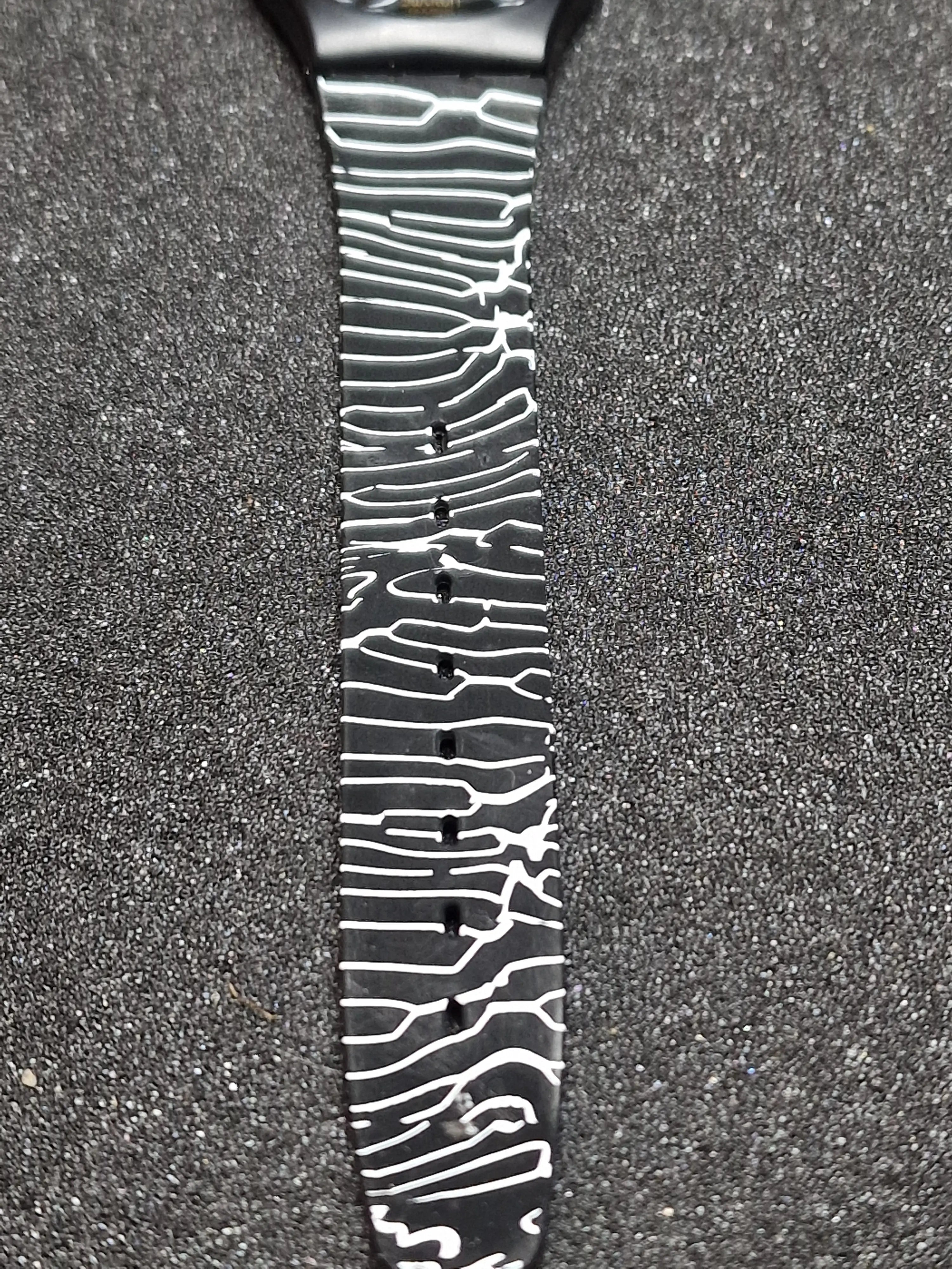 Swatch GB119 “Marmorata” (1987) – Marble Effect Classic 8