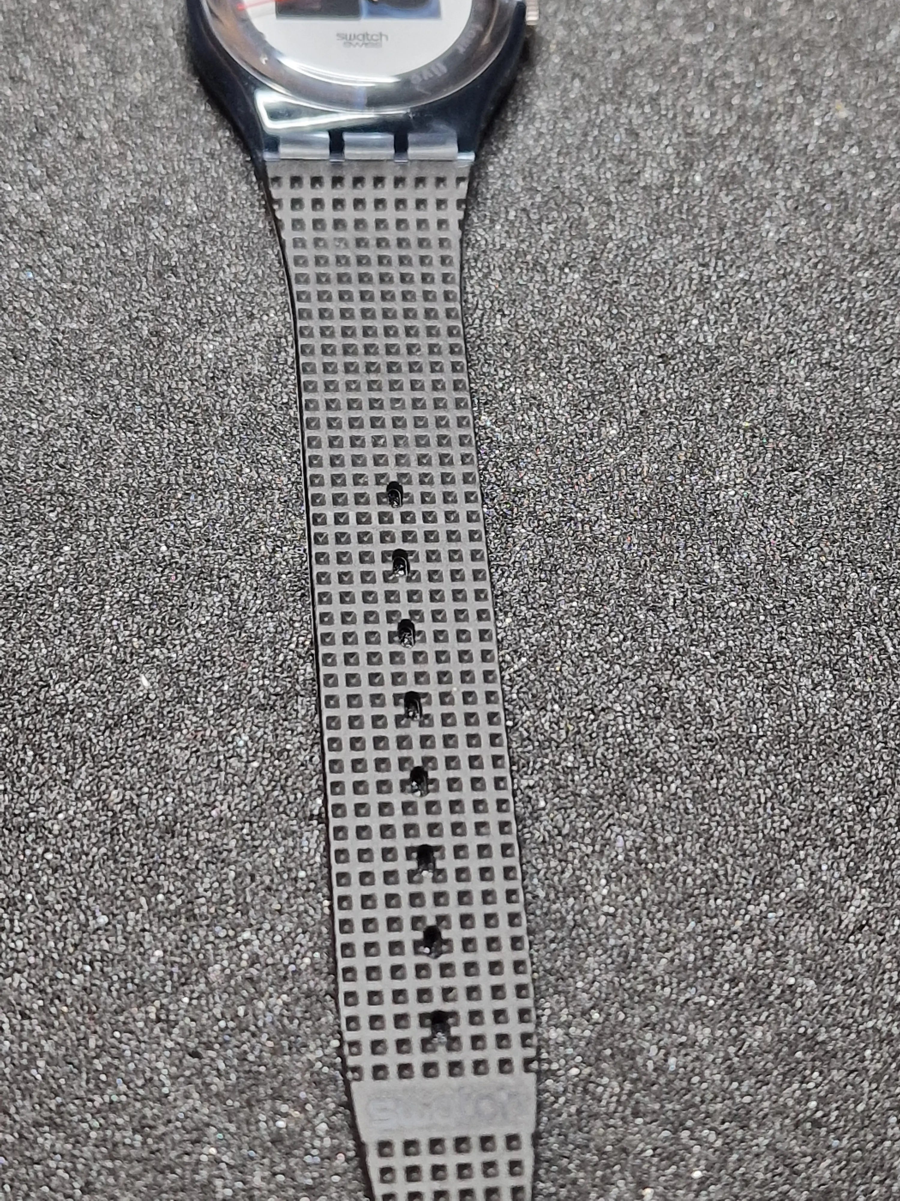 Swatch GM108 “Nuni” (1991) – Minimal 90s Design Classic 9