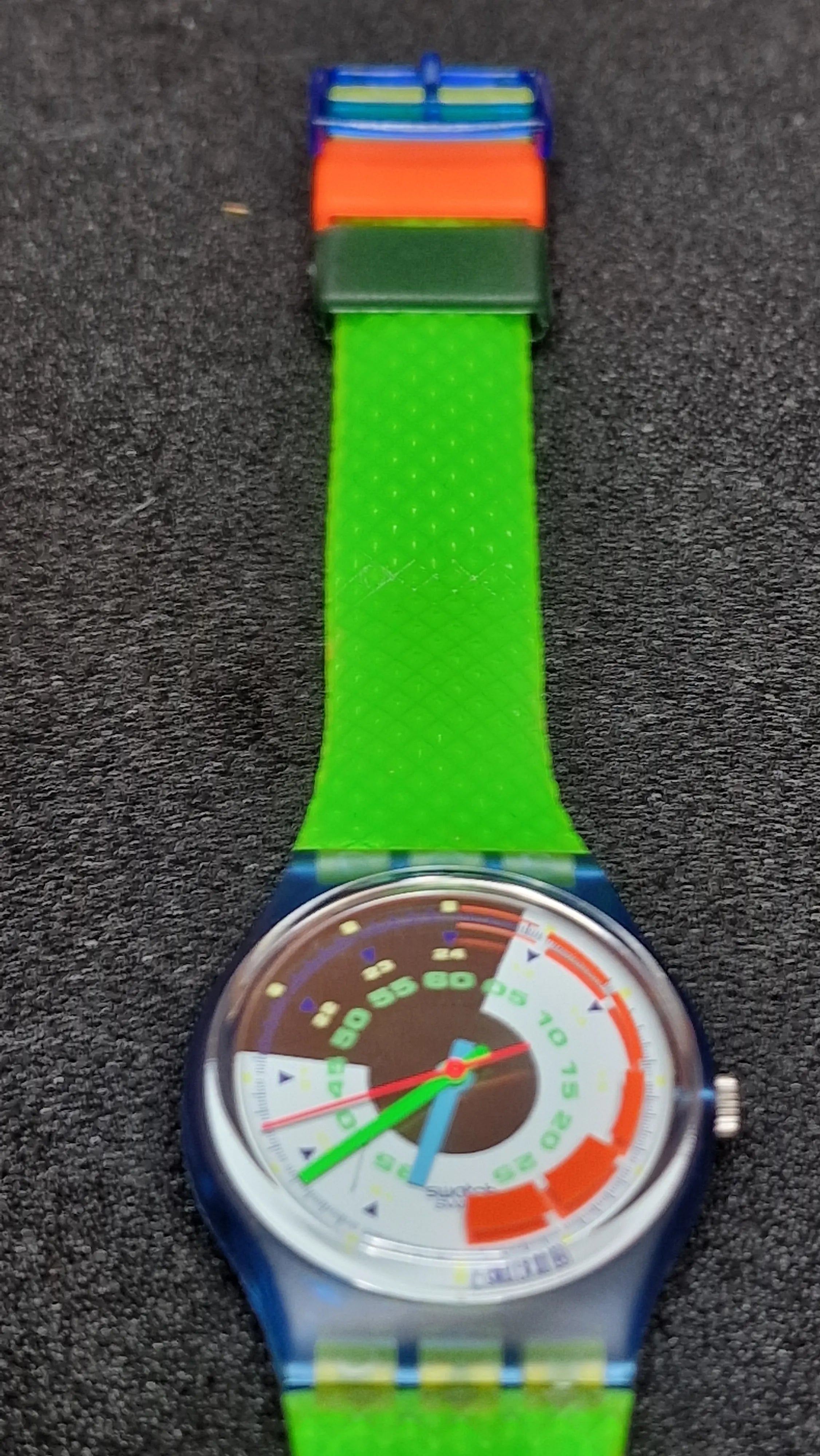 Swatch GN117 “Schnell” (1992) – Vintage Neon Classic 9