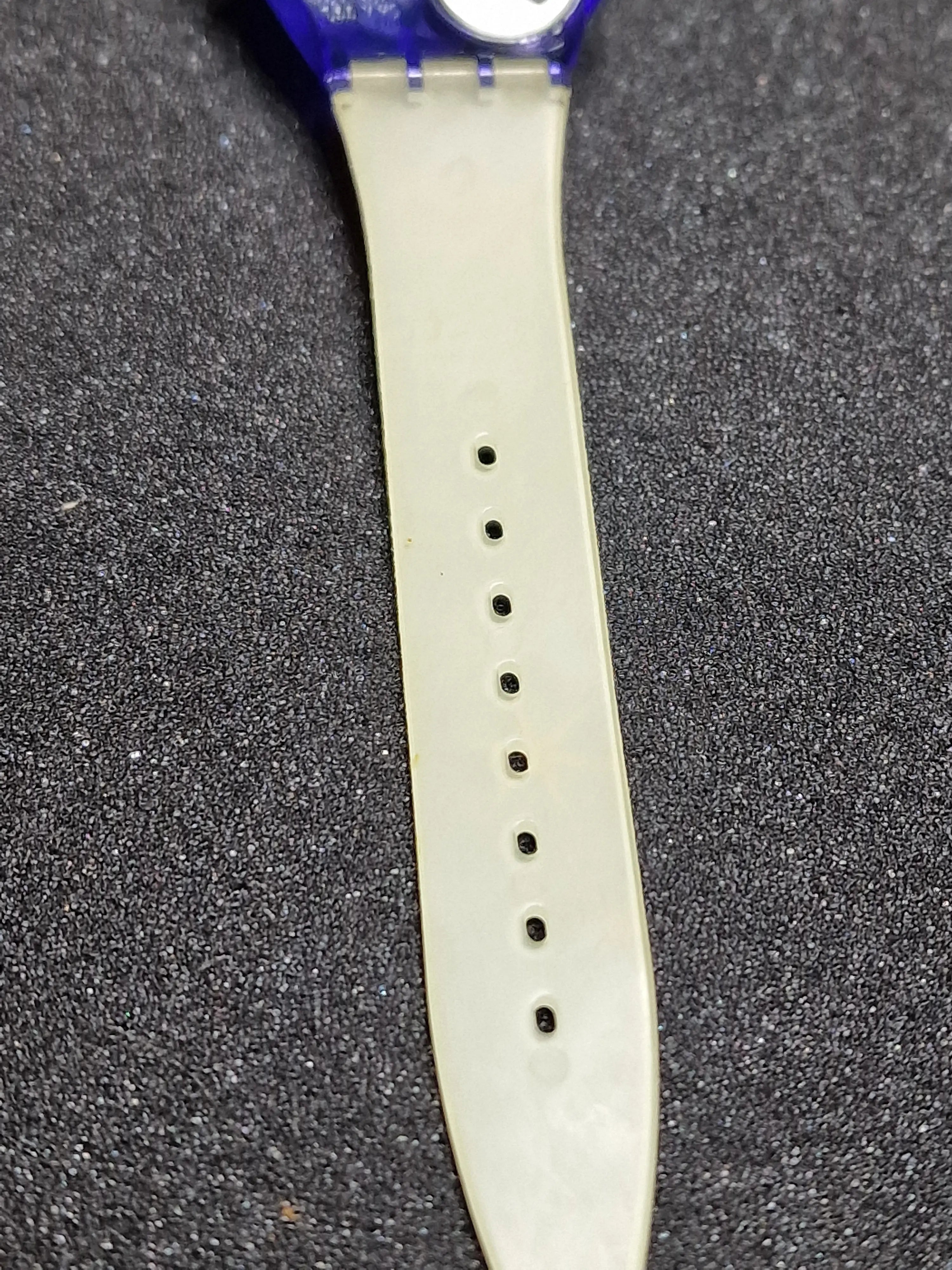 Swatch GN901 “Potluck” (1996) – Swatch Loomi Series 11