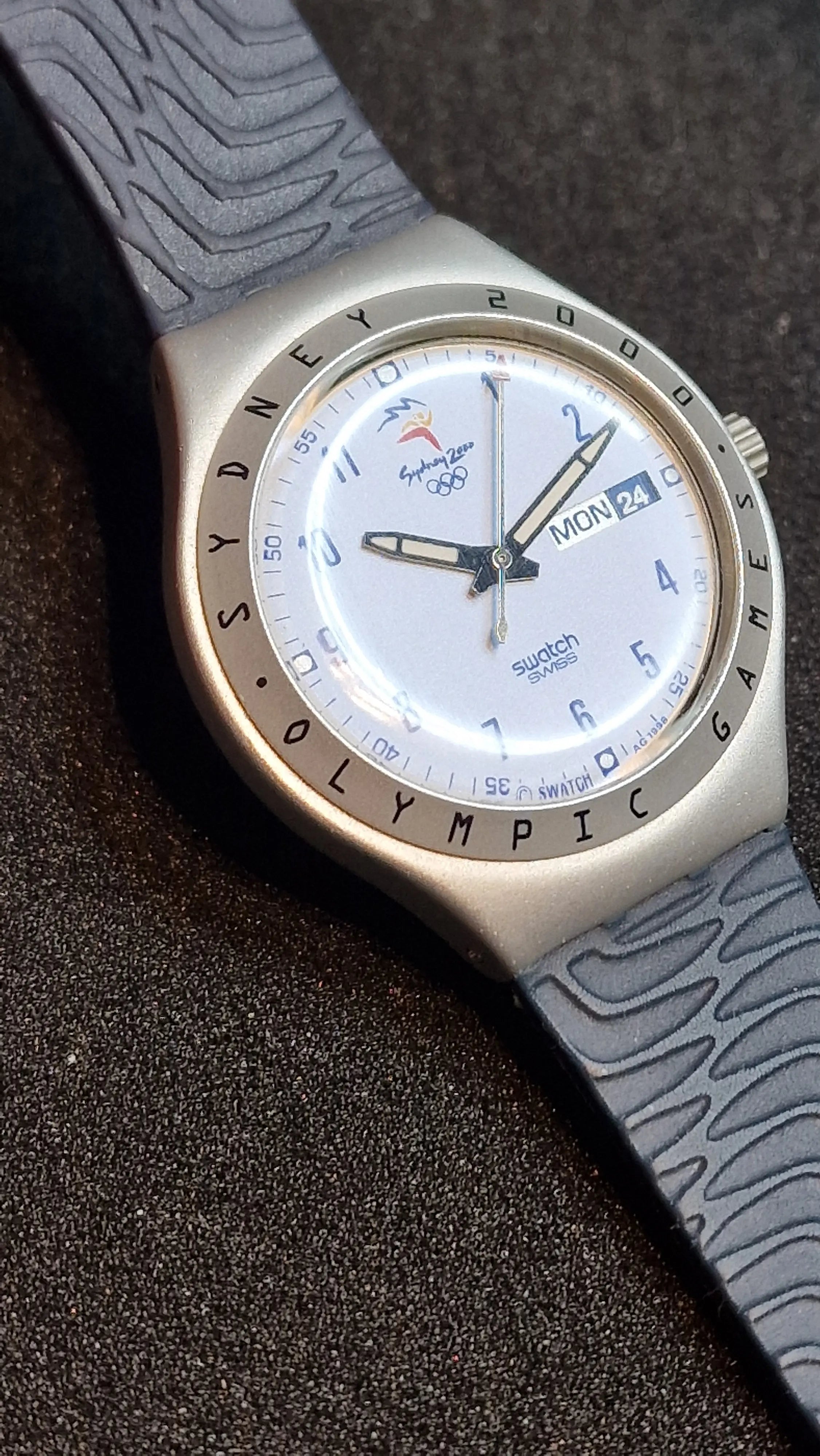 Swatch Irony Aluminium “Sydney 2000 Olympic” YGS7004 – Big Backfire (2000) 6