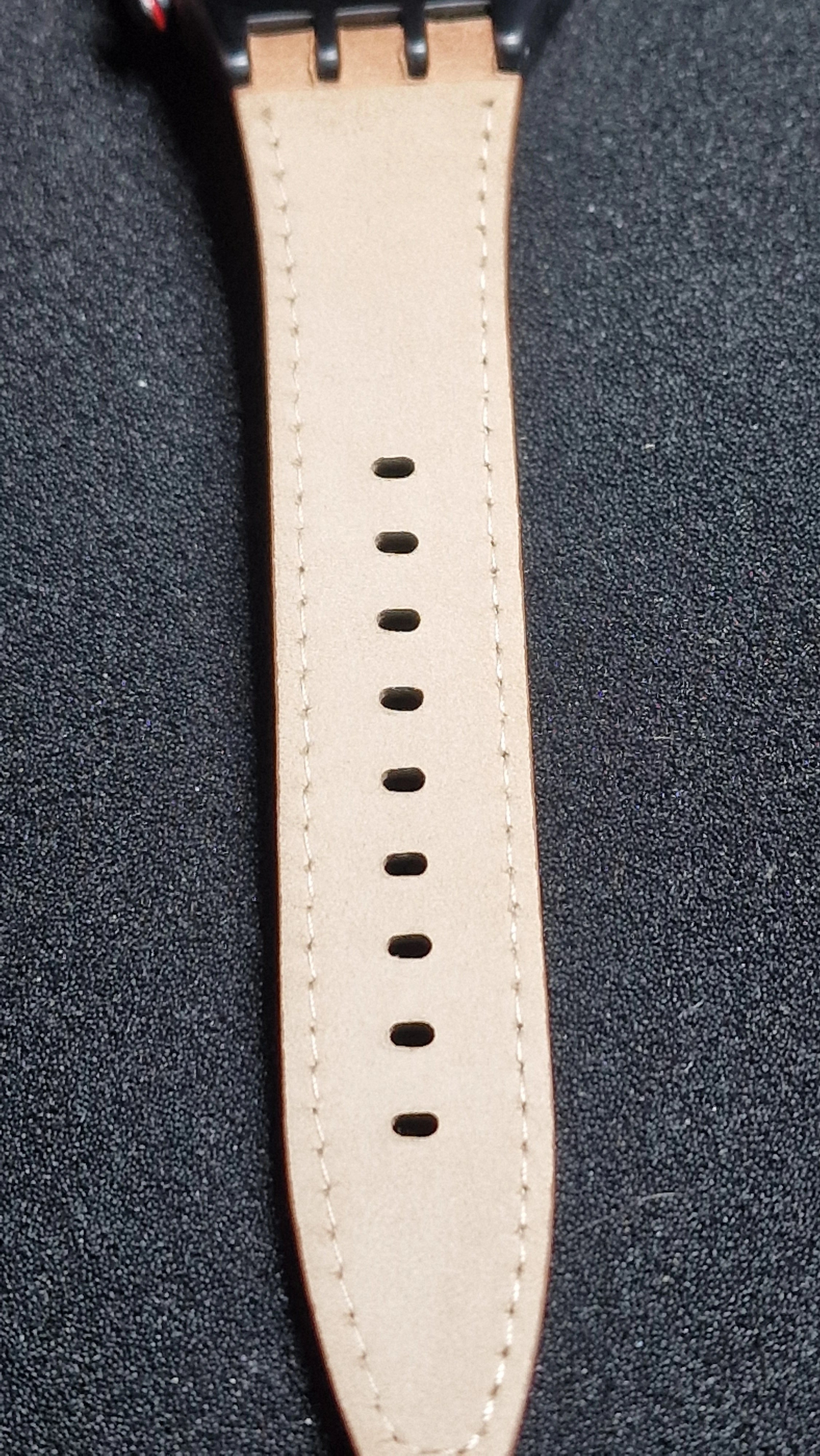 ⏱ Swatch Irony Chrono YVZ400S – Jérémy Jones (2015) 8