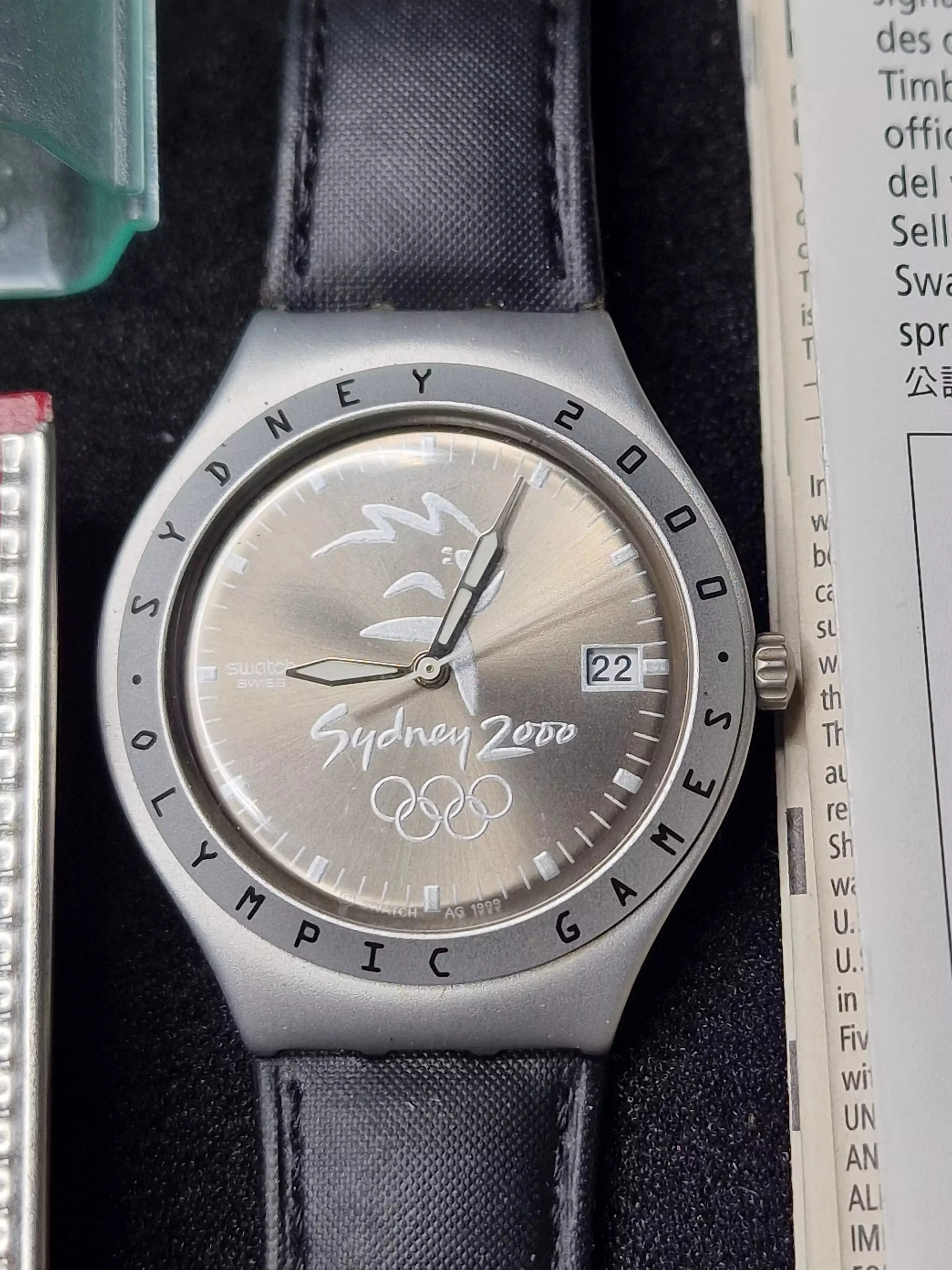 Swatch Irony Aluminium "Uluru" YGS4008 – Sydney 2000 Olympic Games 2