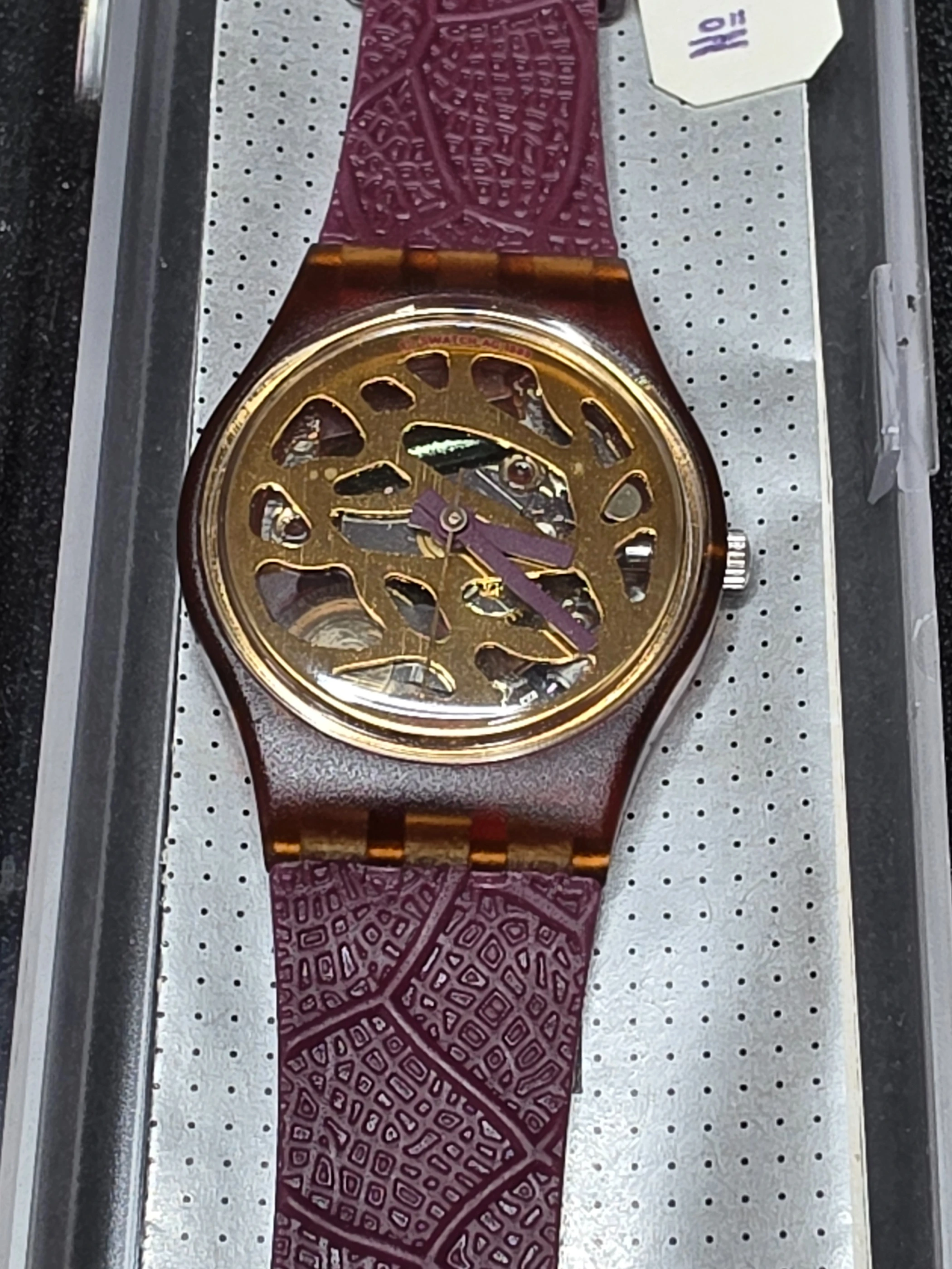 Swatch Lady Beaujolais LR109 – 1989 – NOS – Unique Design
