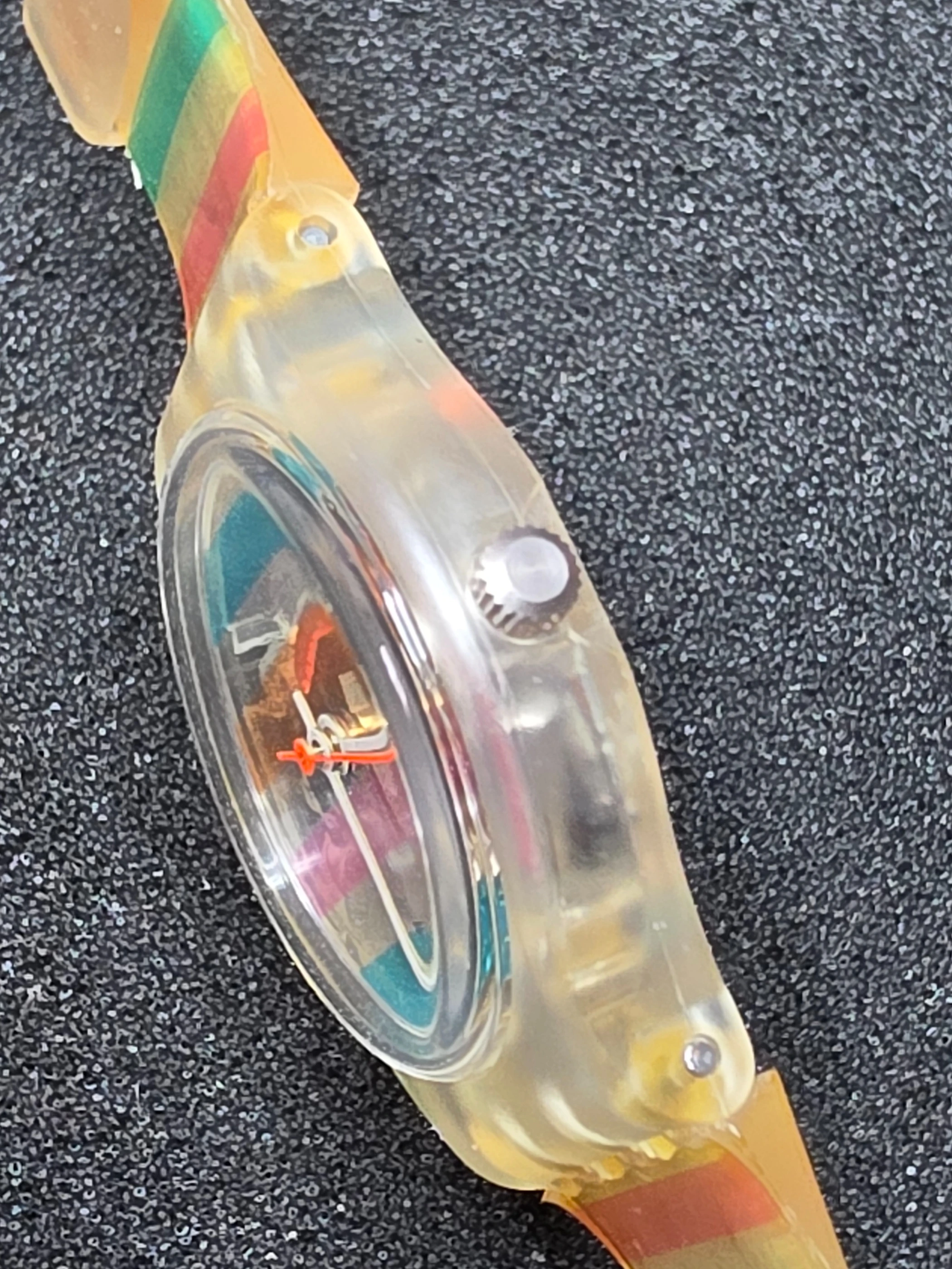 Swatch Lady Belvedere LK105 – 1987 – Very Good – Colorful Strap – view 7