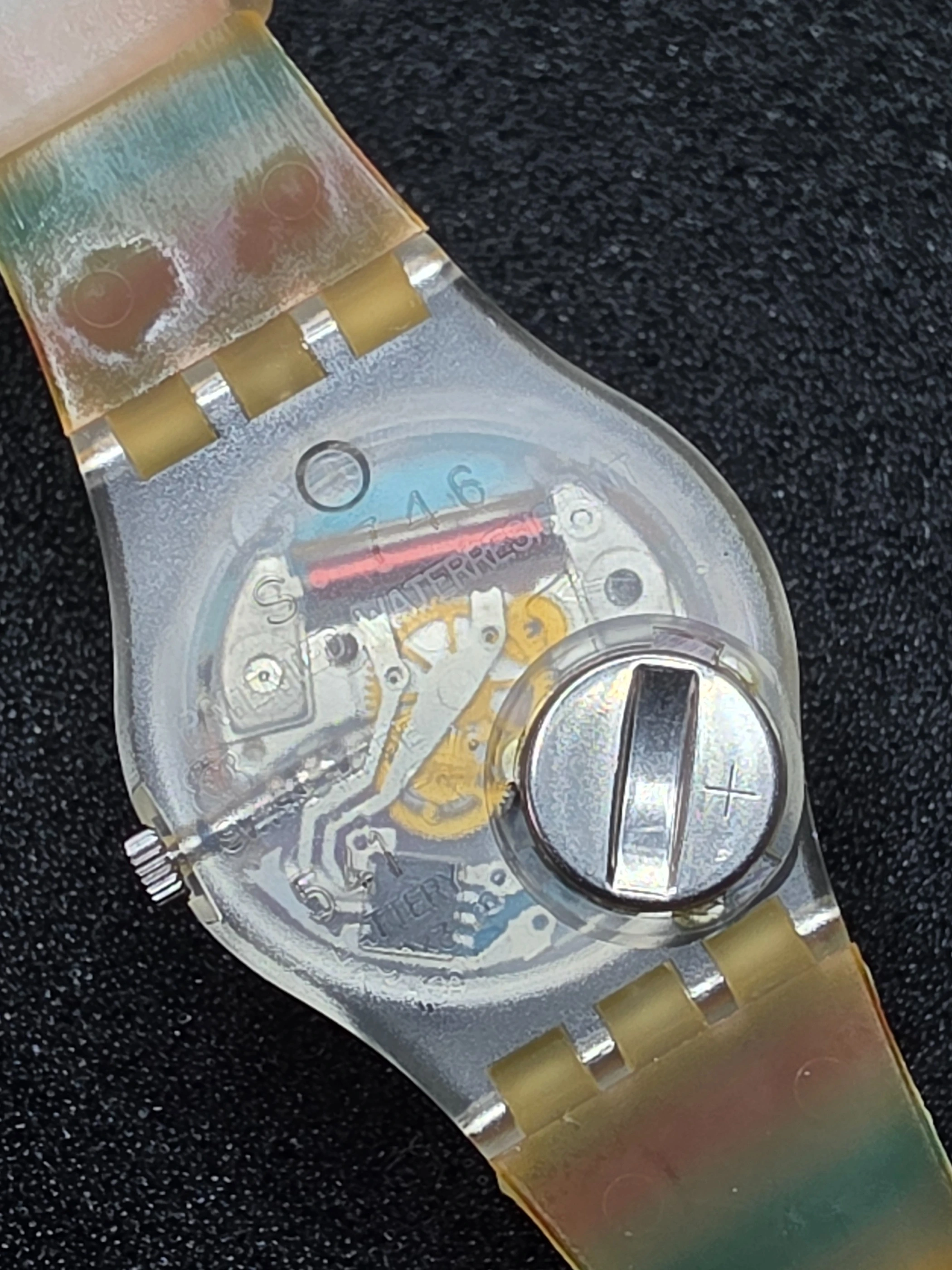 Swatch Lady Belvedere LK105 – 1987 – Very Good – Colorful Strap – view 8