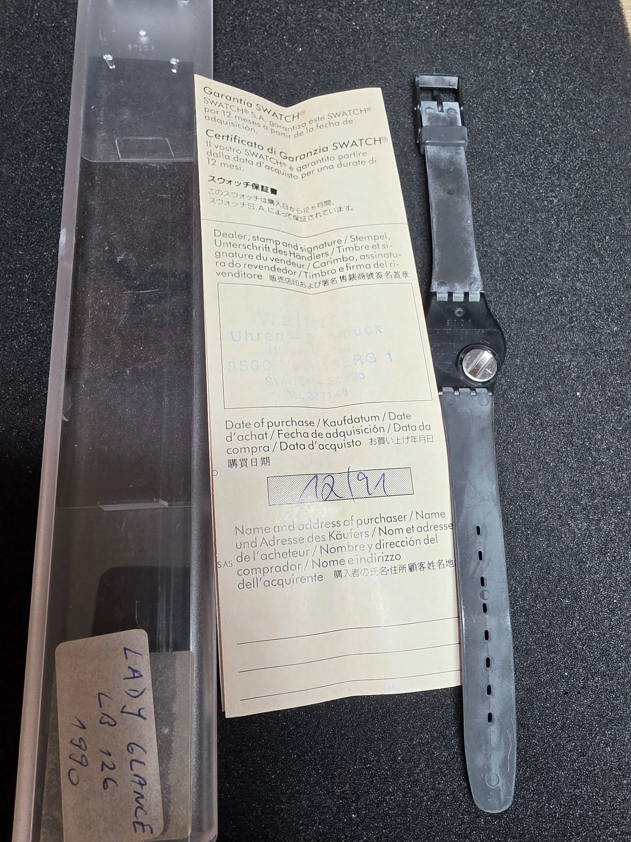 Swatch Lady Glame LB126 – 1990 – NOS – Black Dial – view 3