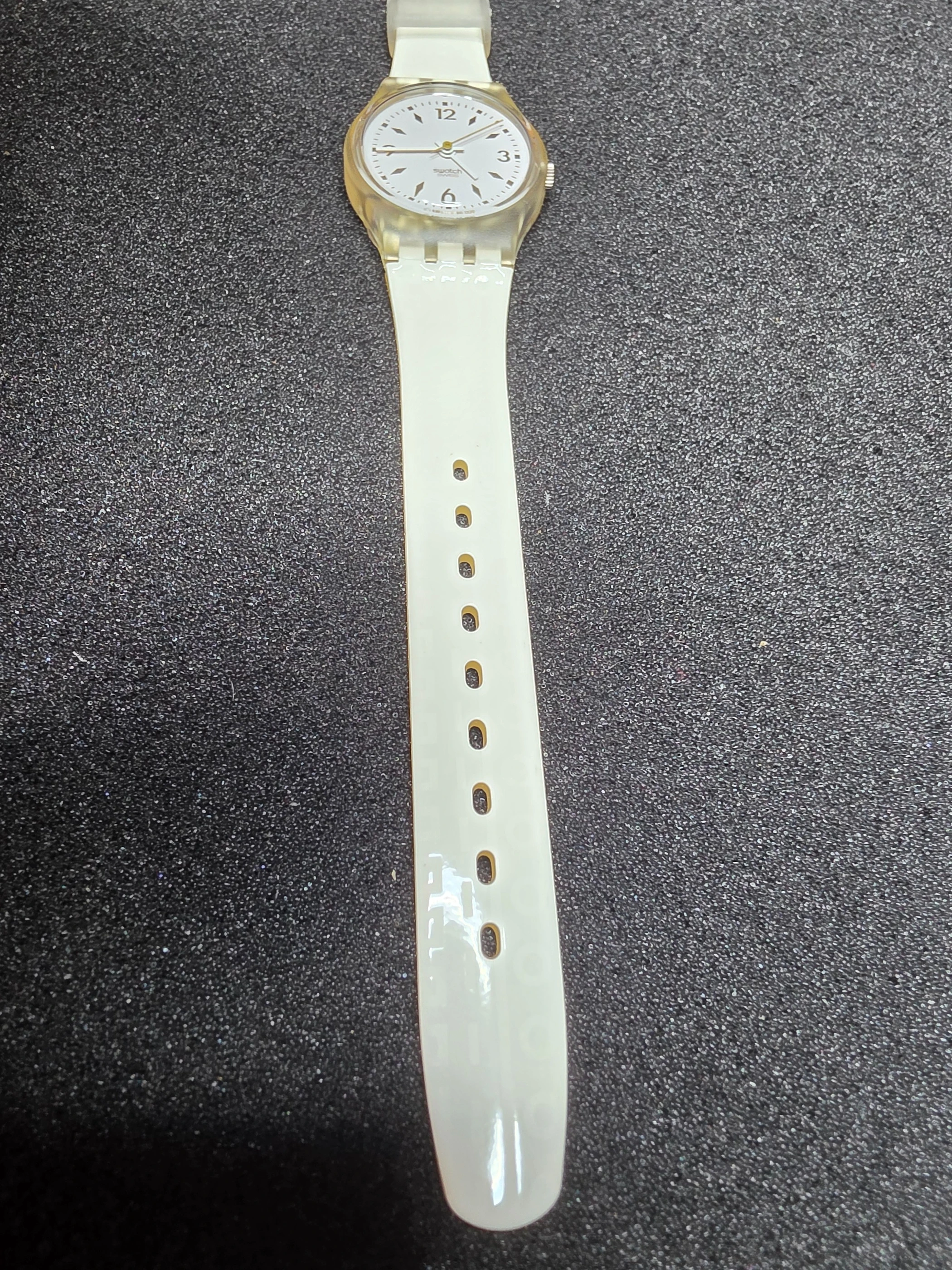 Swatch Lady Golden Bridge LK123 – 1991 – NOS – Gold Case – view 8