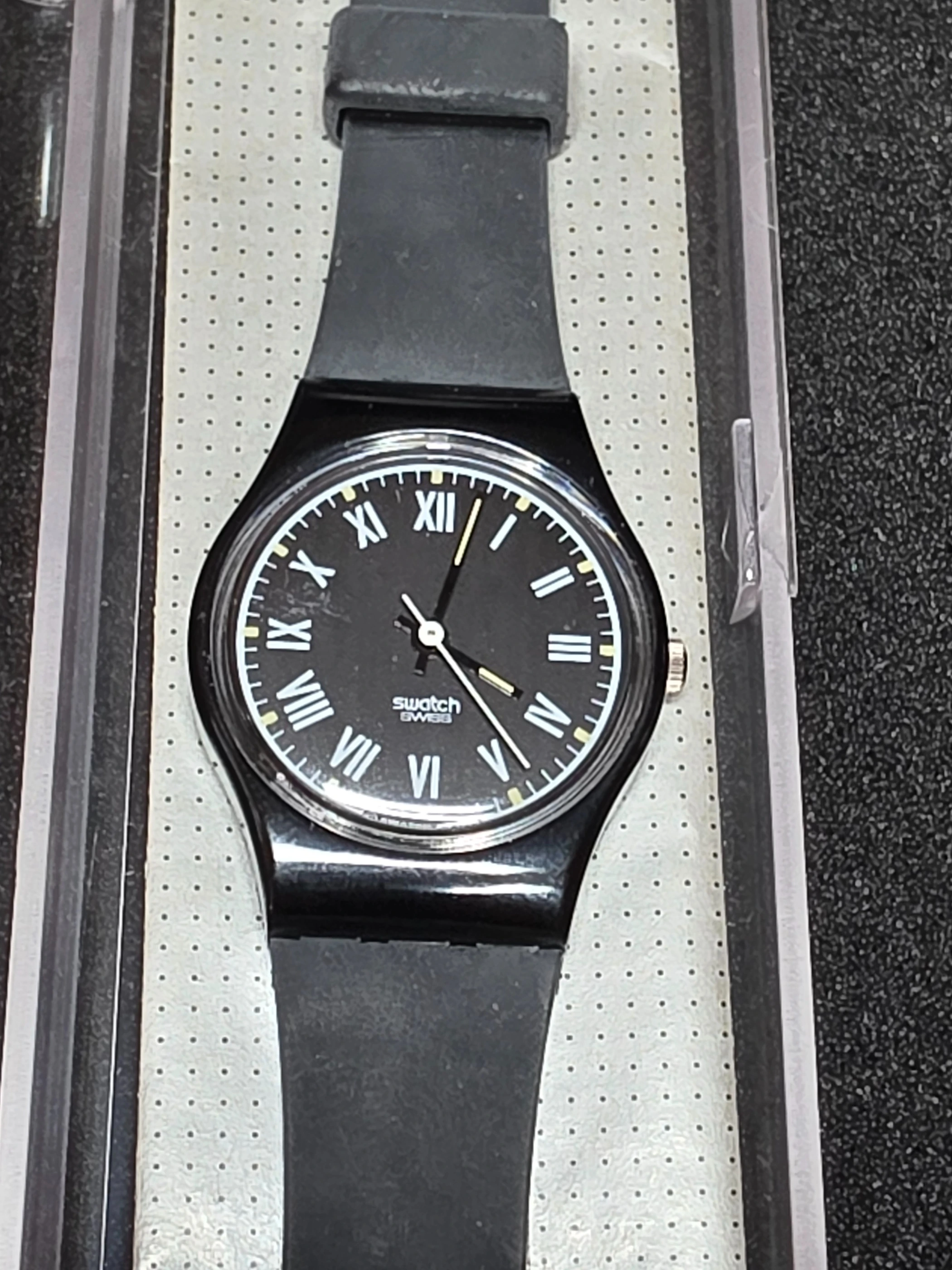 Swatch Lady Julia LB128 – 1990 – Unworn – Black Dial