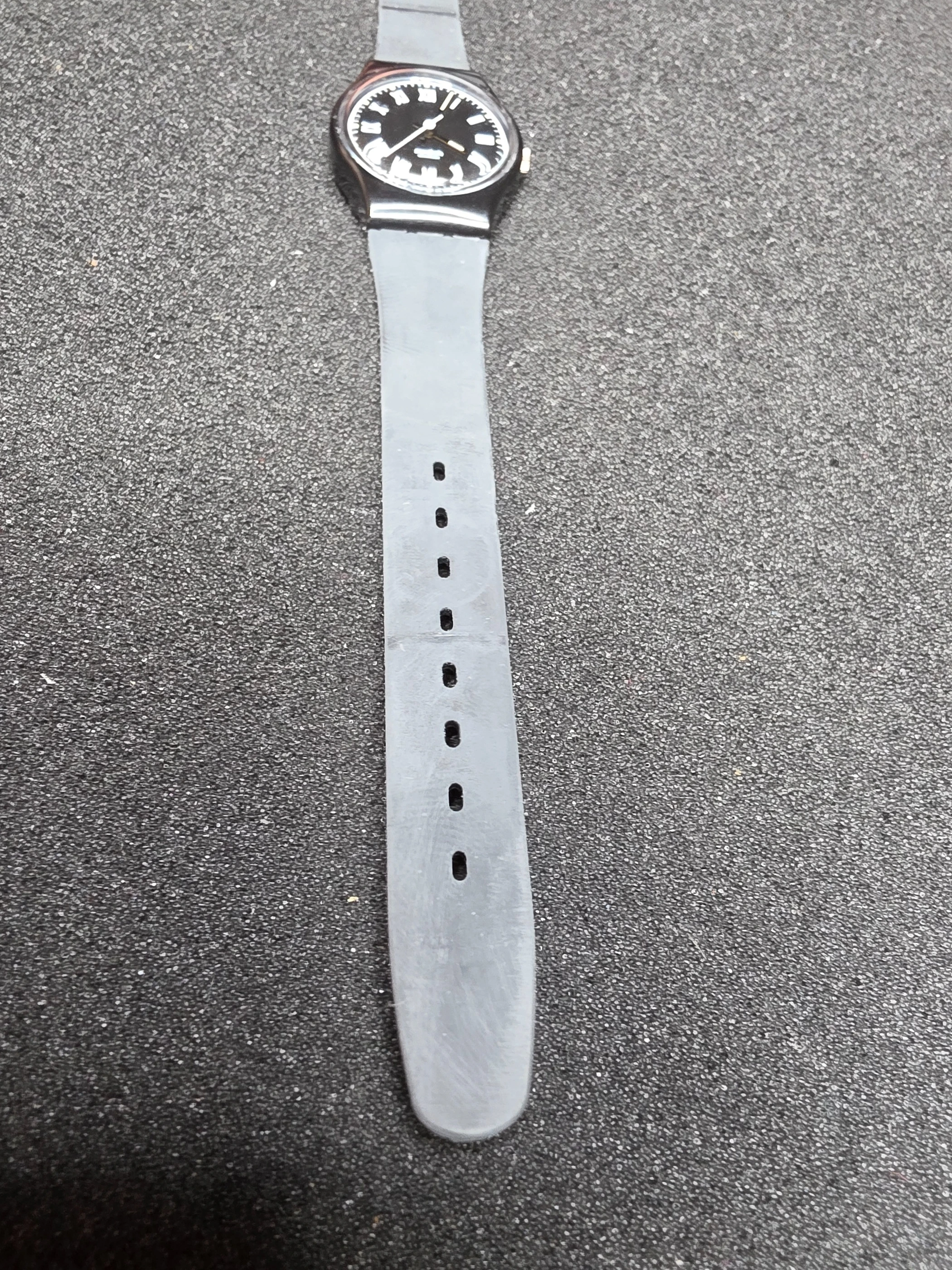 Swatch Lady Julia LB128 – 1990 – Unworn – Black Dial – view 10