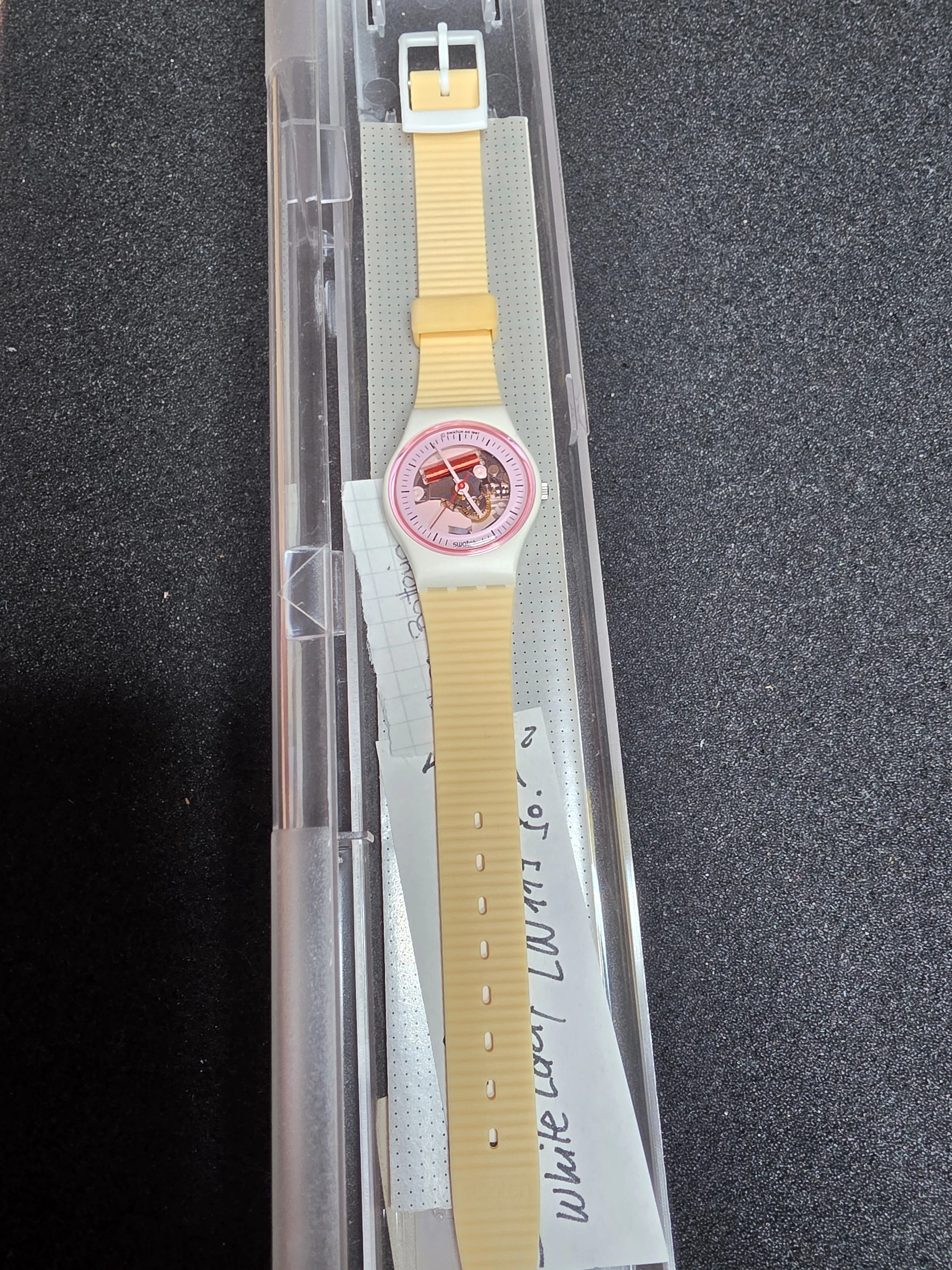Swatch Lady LW119 – 1988 – NOS – White Dial – view 2