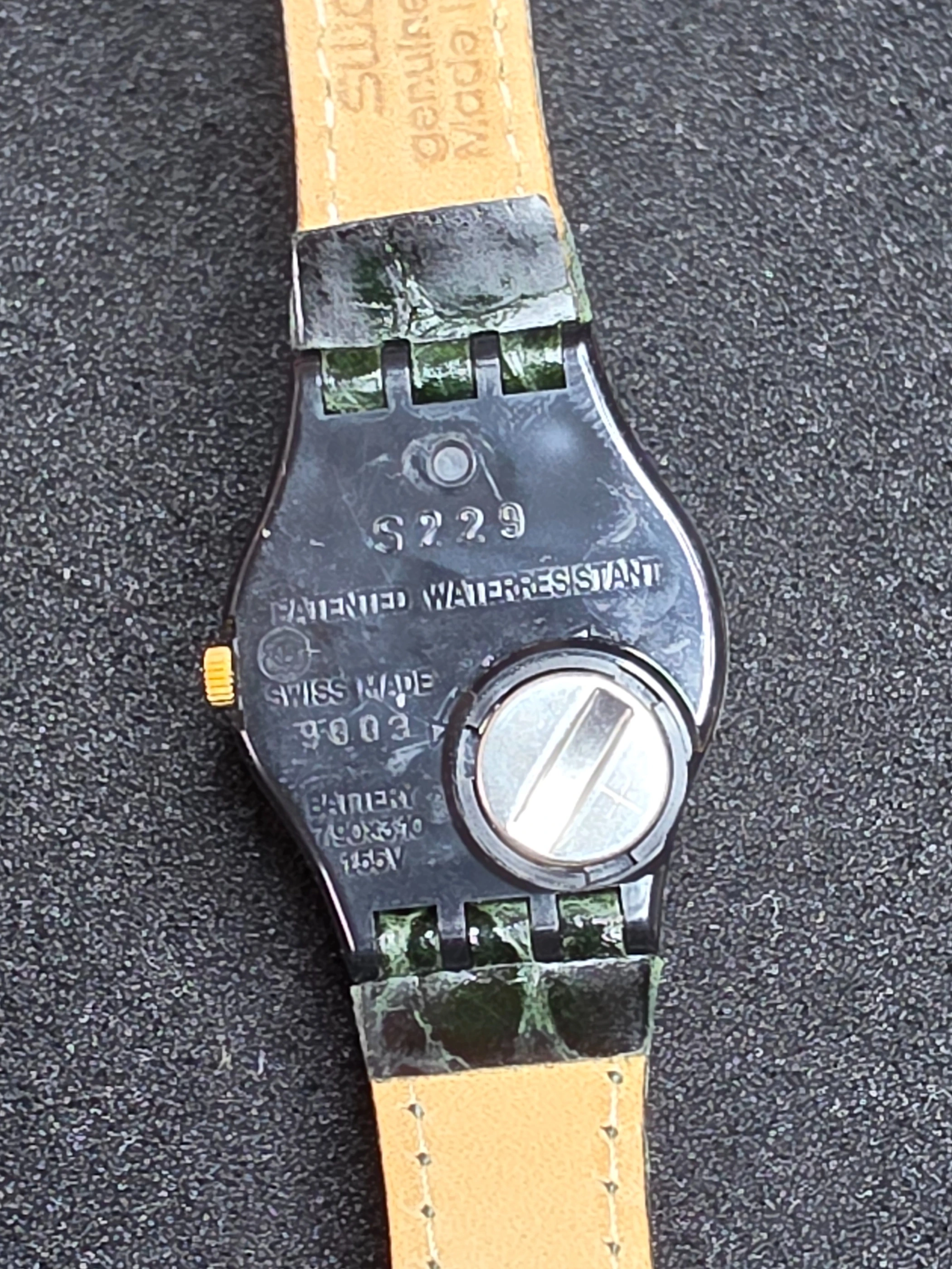 Swatch Lady Raissa LB13Q – 1992 – NOS – Unique Green Strap – view 7