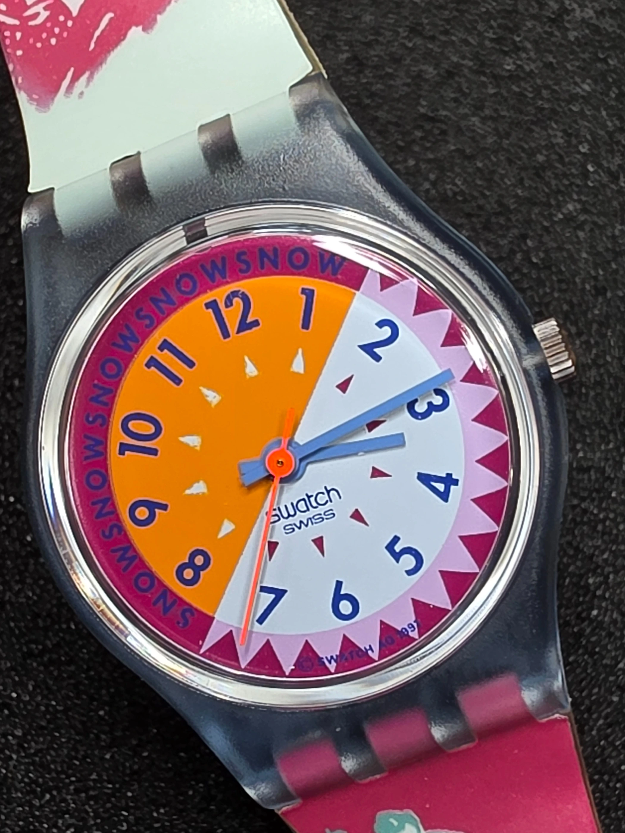 Swatch Lady Ski Slope LN117 – 1992 – NOS – Vibrant Design – view 8