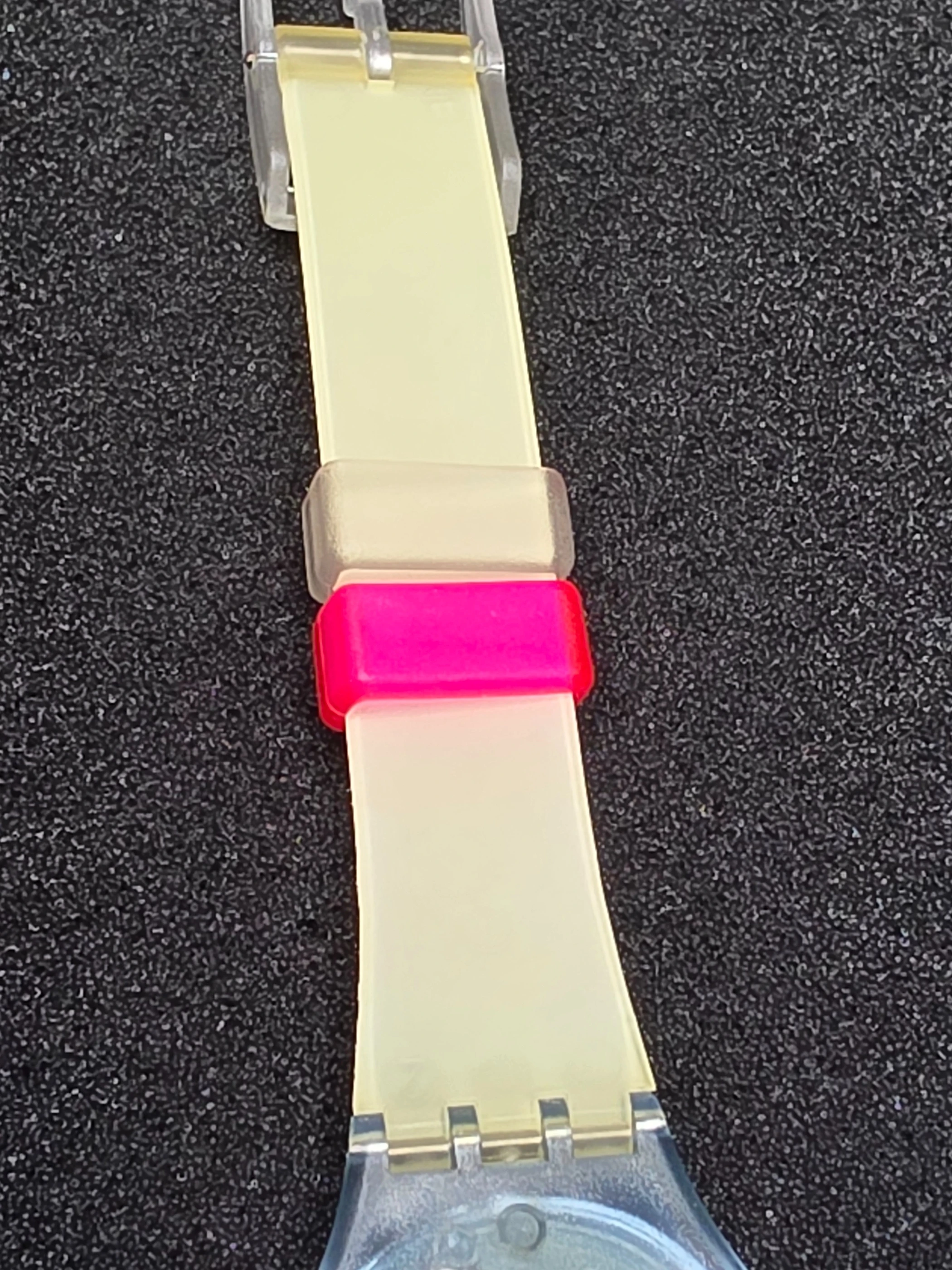 Swatch Lady Ski Slope LN117 – 1992 – NOS – Vibrant Design – view 12