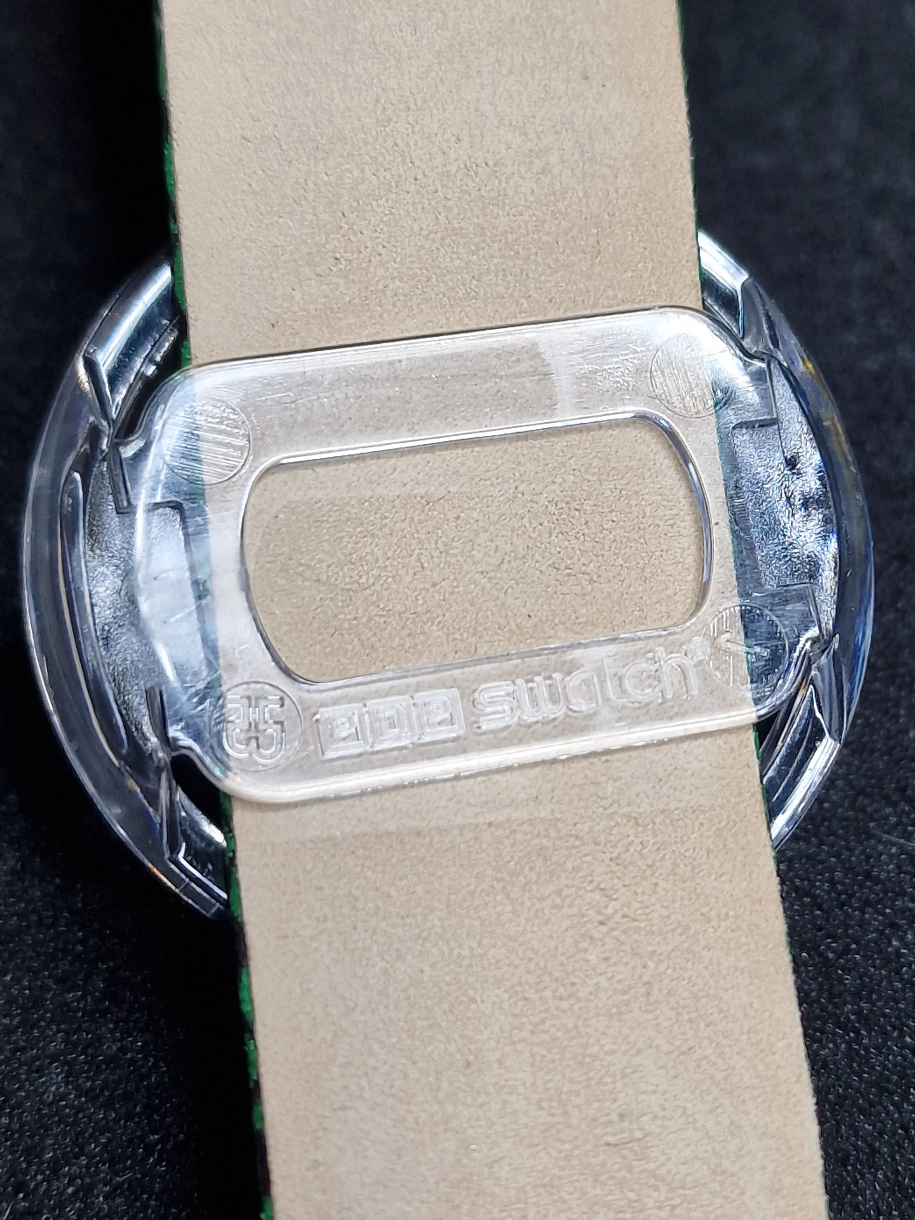 Swatch POP "The Club" PMB117 Collectoamania 1999 7