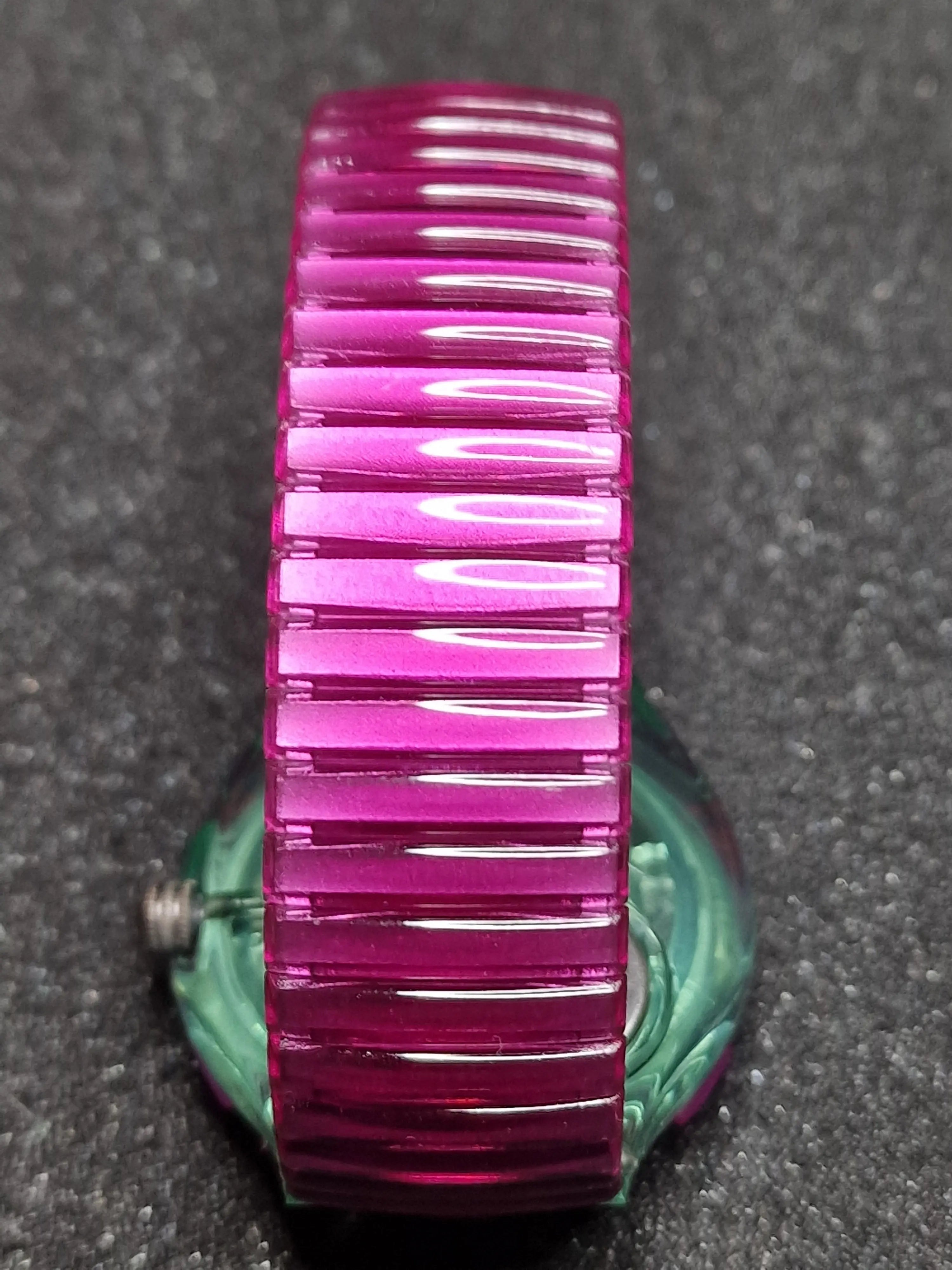 Swatch Scuba 200 Flex SDG102 "Cherry Drops" (1993) 8