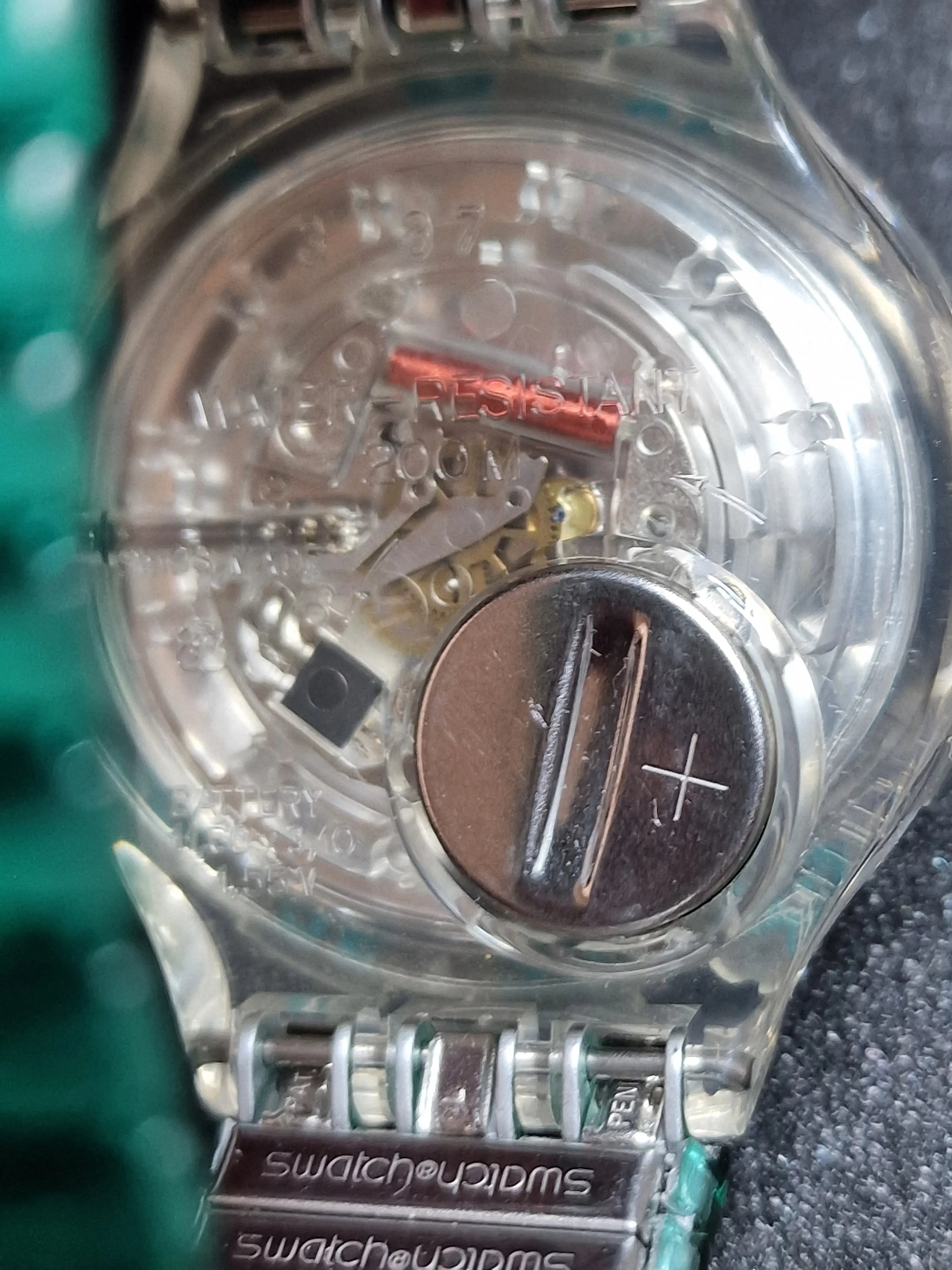 Swatch Scuba 200 SDK108 "Mint Drops" (1993) 7