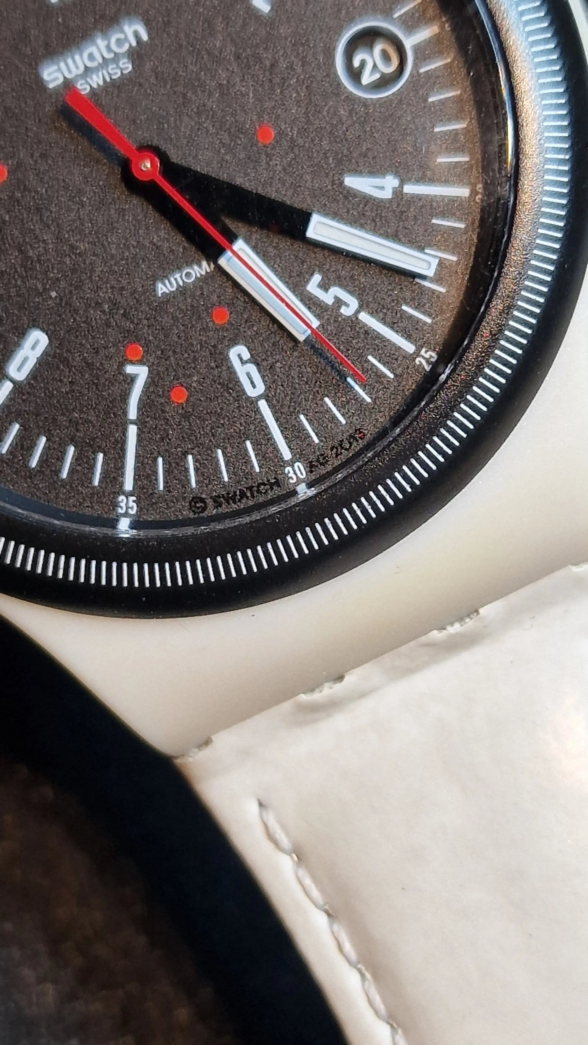 Swatch Sistem51 Automatic SUTM400 “Cream” (AG2013) – Date – See-Through Back 42mm 13