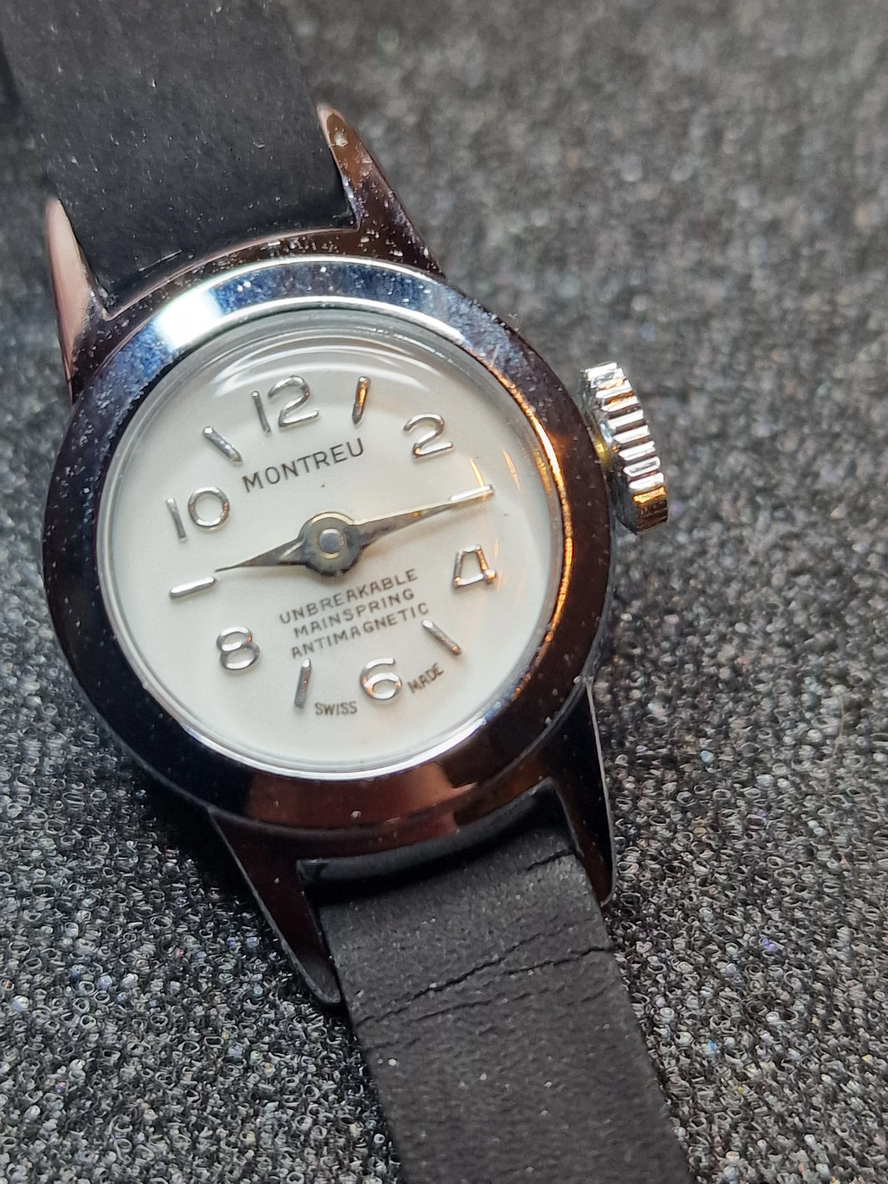 Tiny Vintage Ladies' Watch "MONTREU" – 1950s/60s, Hand-Wound, Swiss Made, Unworn 6