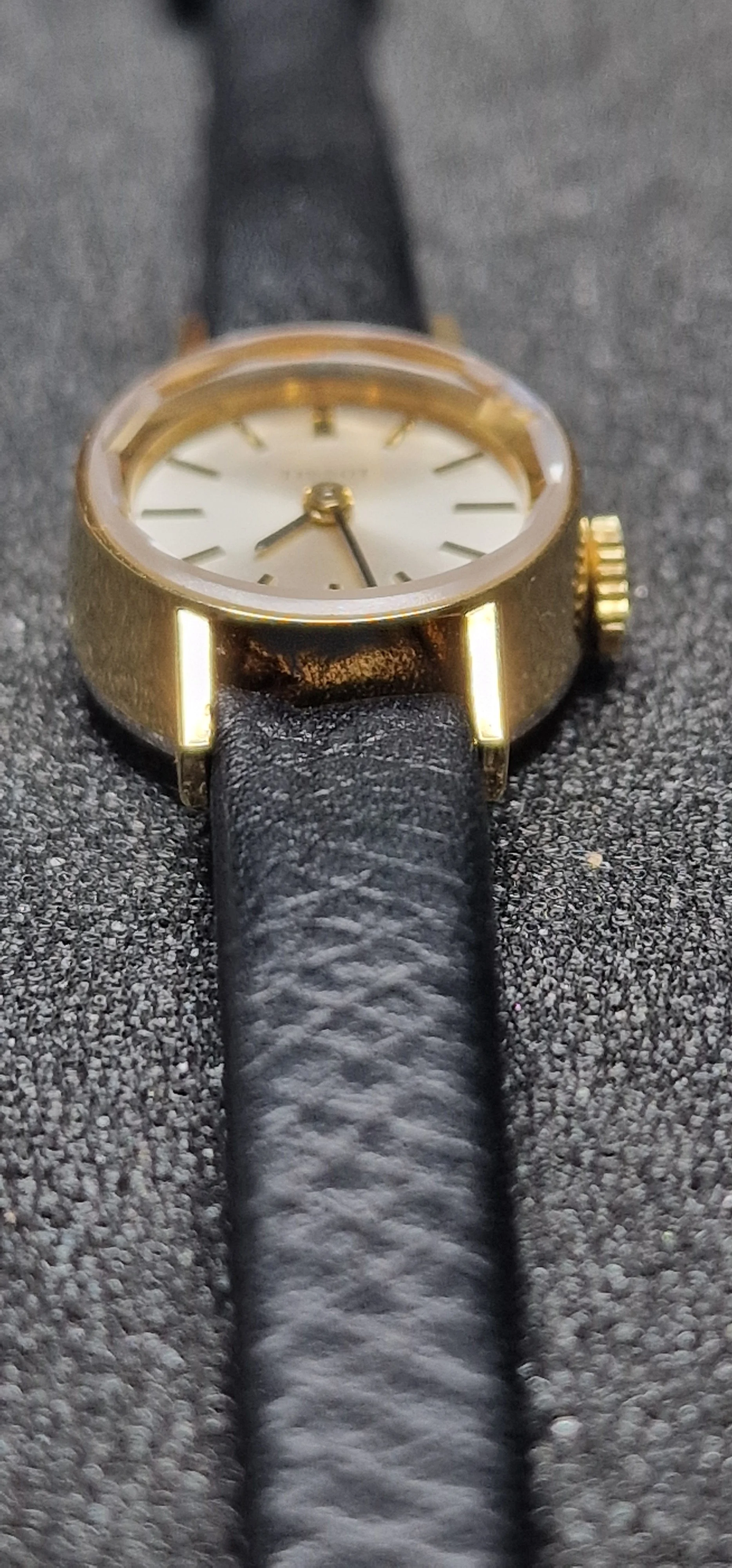 UNWORN! 1960s Vintage TISSOT "Art Deco" – Hand-Wound, 17.5mm, NOS from Old Stock 13