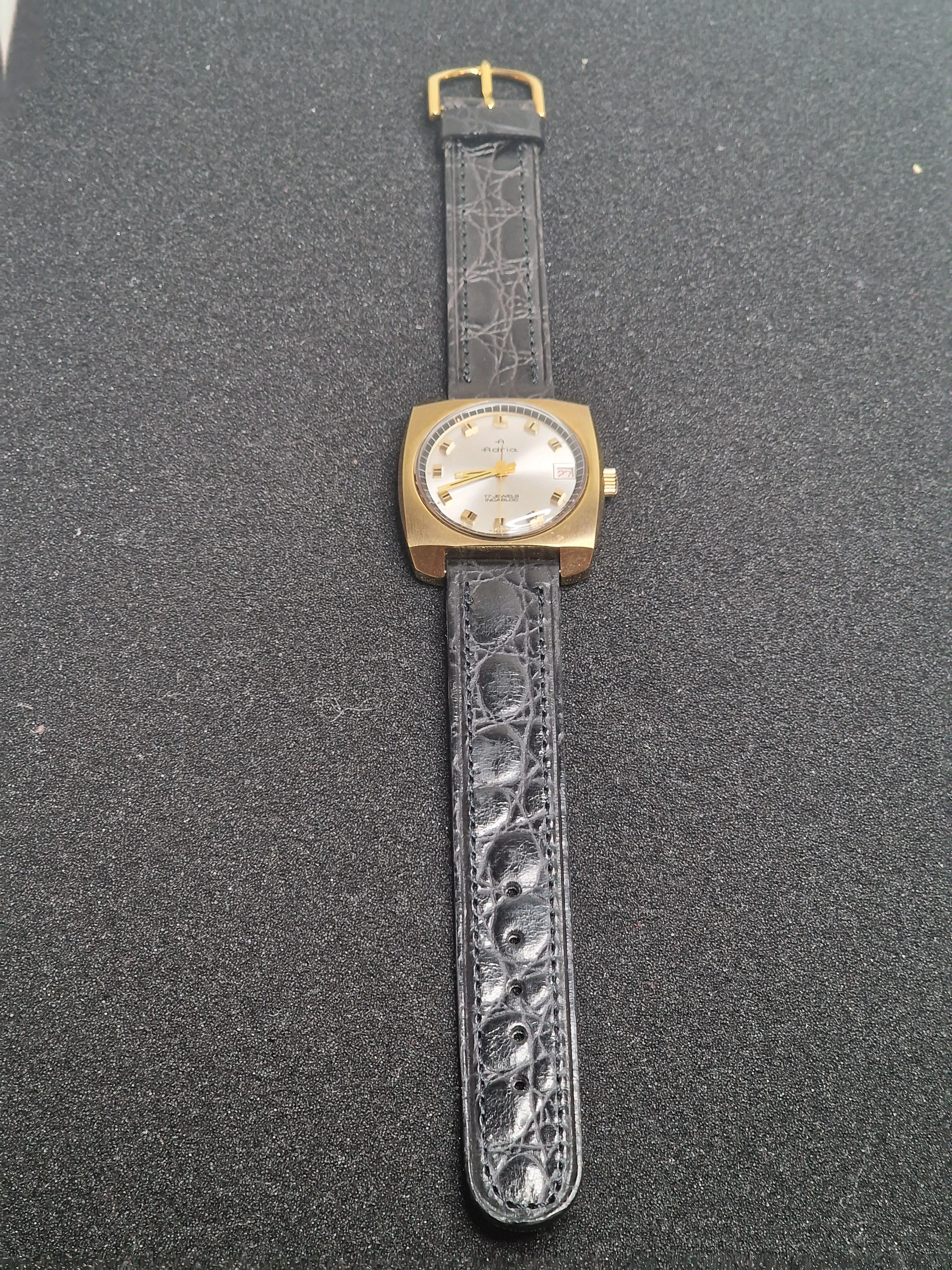 Unworn Vintage ADRIA Watch – Swiss Made – Hand-Wound – 1960s – Gold-Tone – NOS 9