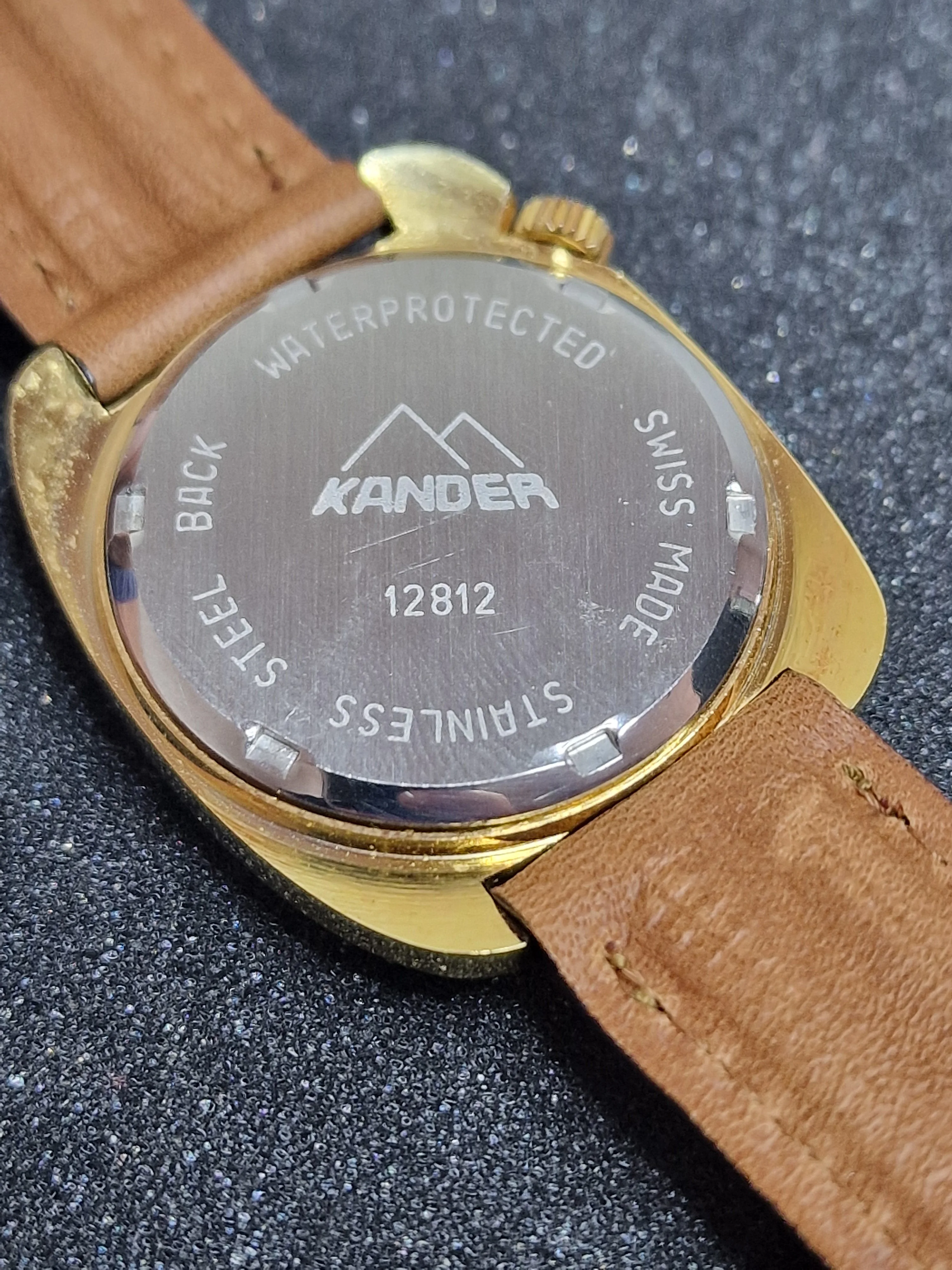 Unworn Vintage Calendar Watch "KANDER" – Swiss Made, Hand-Wound, 60s/70s, Ultra Slim 11