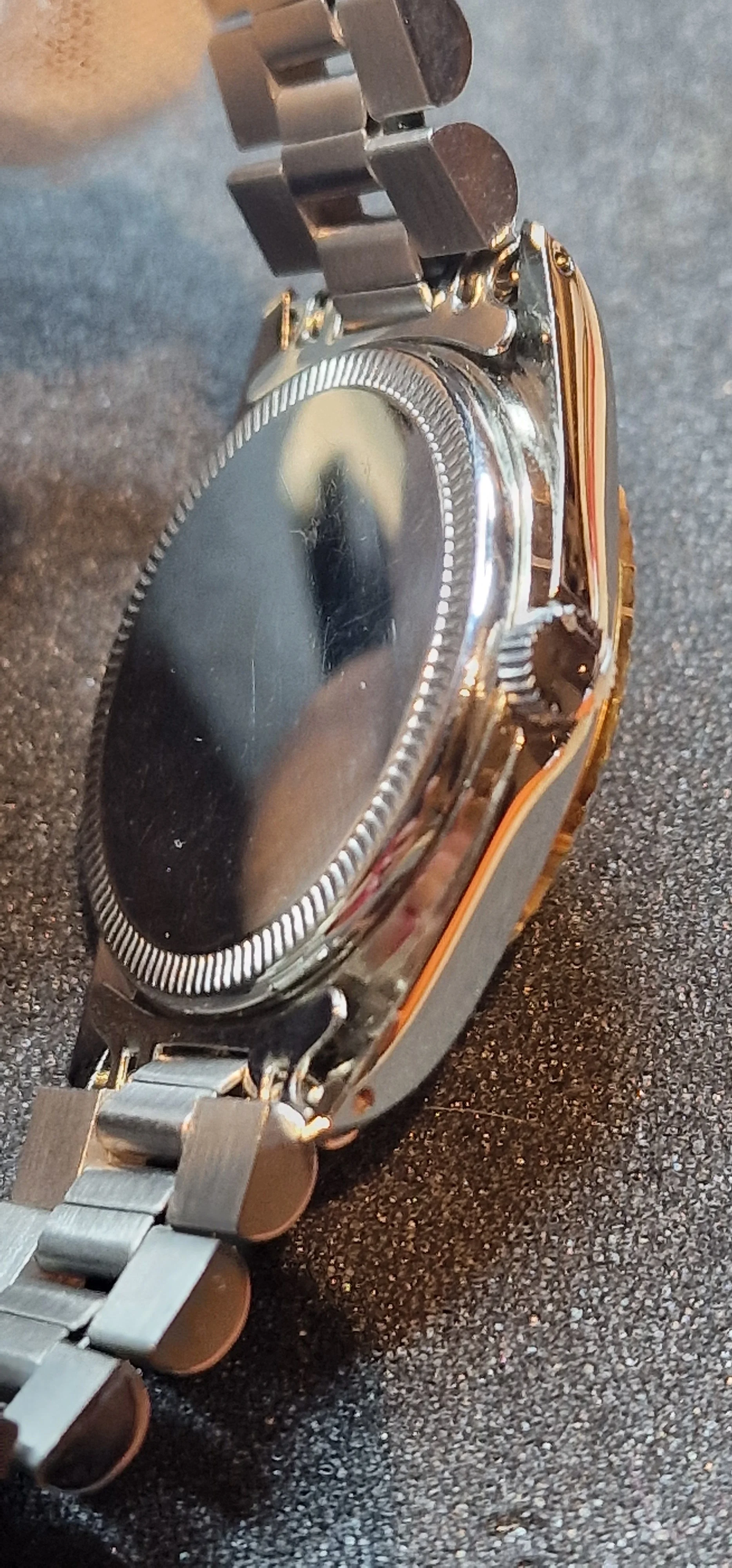 Unworn Vintage Day-Date Watch – Zeno-Watch Basel, Swiss Made, 1960s, Quartz, Bicolor 9