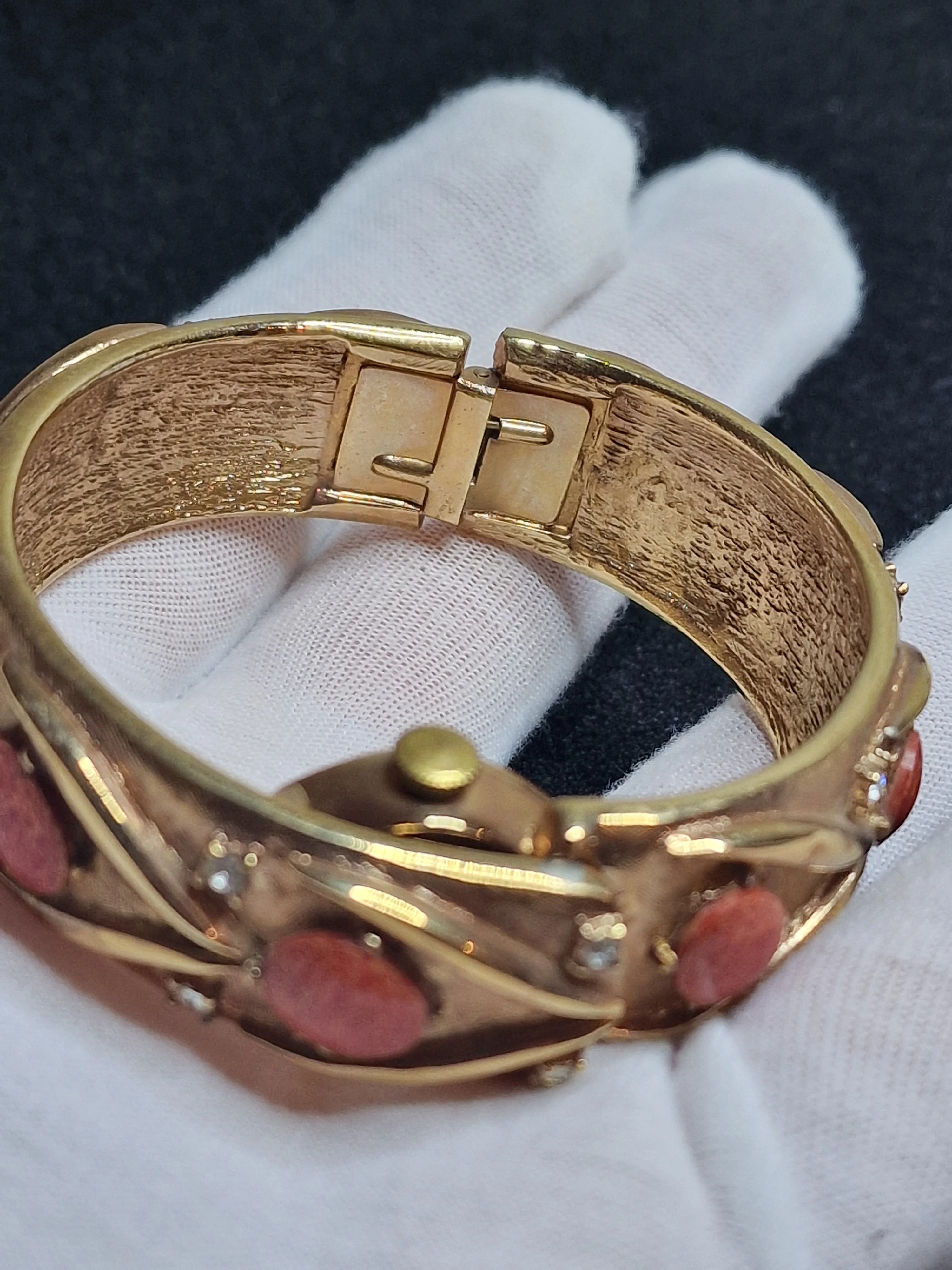 Unworn Vintage Ladies' Clasp Watch "HUDSON de Luxe" – Swiss Made, Hand-Wound, 1960s 6
