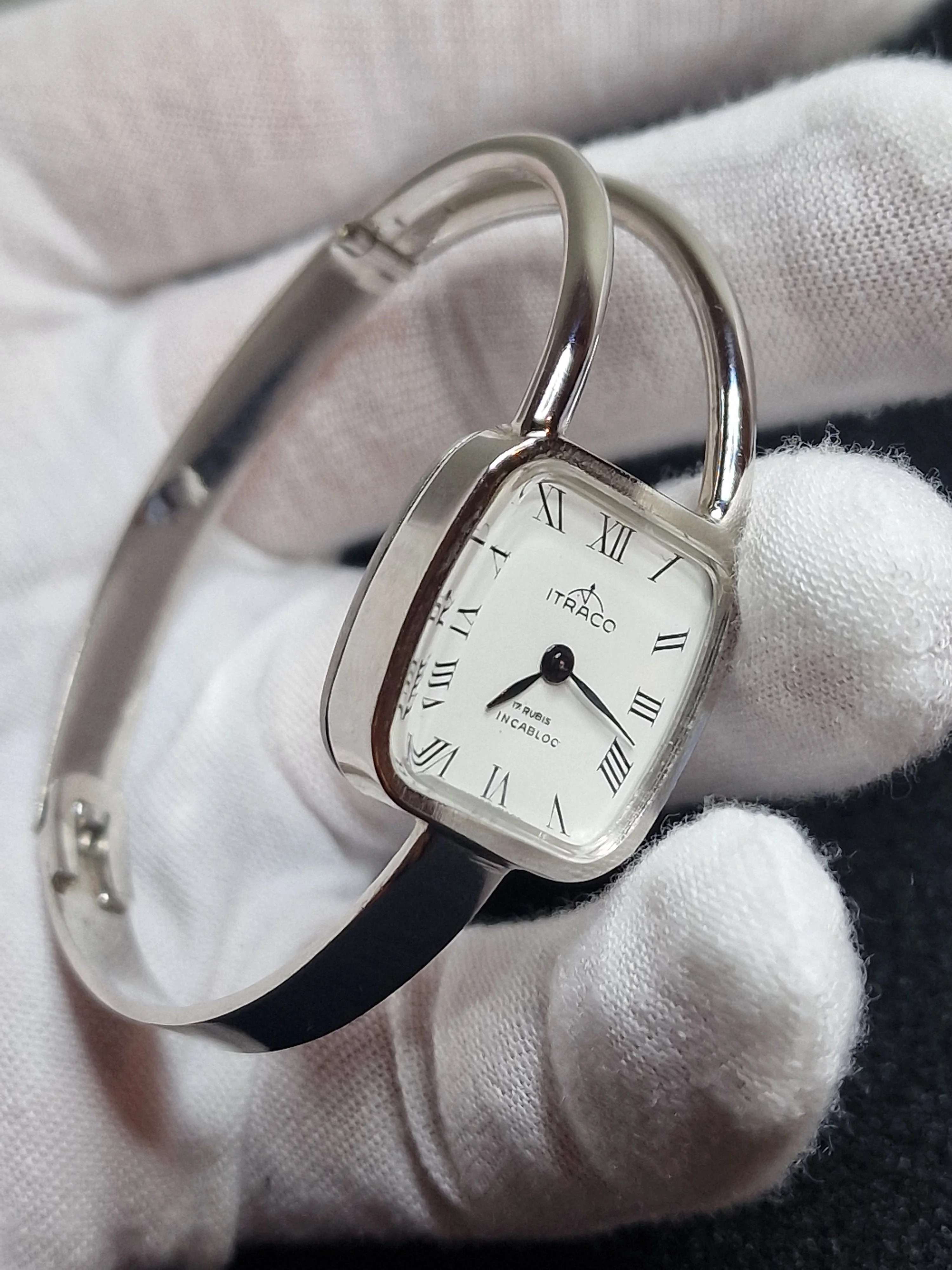 Unworn Vintage Ladies' Clasp Watch "ITRACO" – Swiss Made, Hand-Wound, 1970s, Old Stock 2