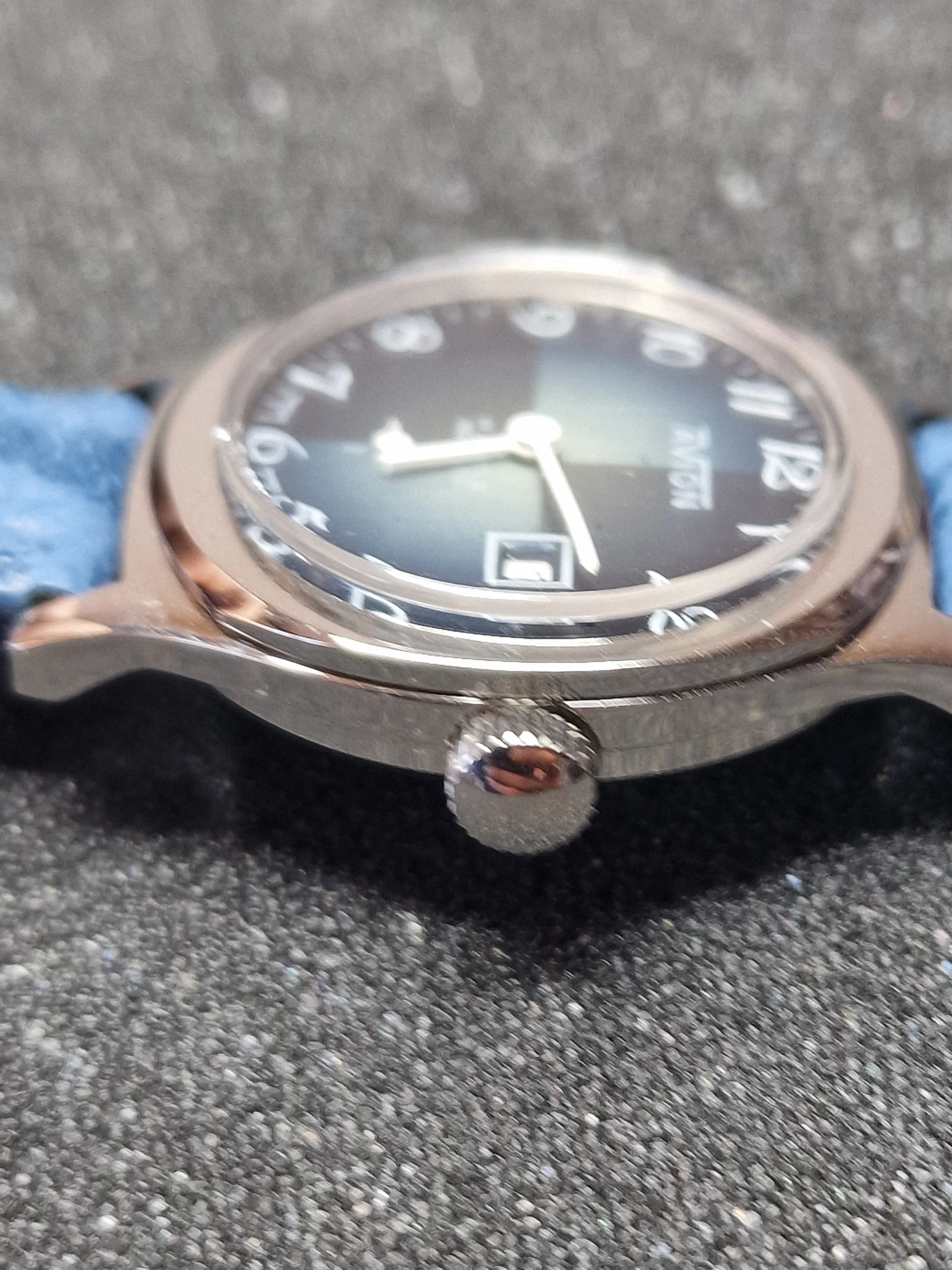 Unworn Vintage Ladies' Watch "AVION" – 1970s, Swiss Made & Ultra Flat 12