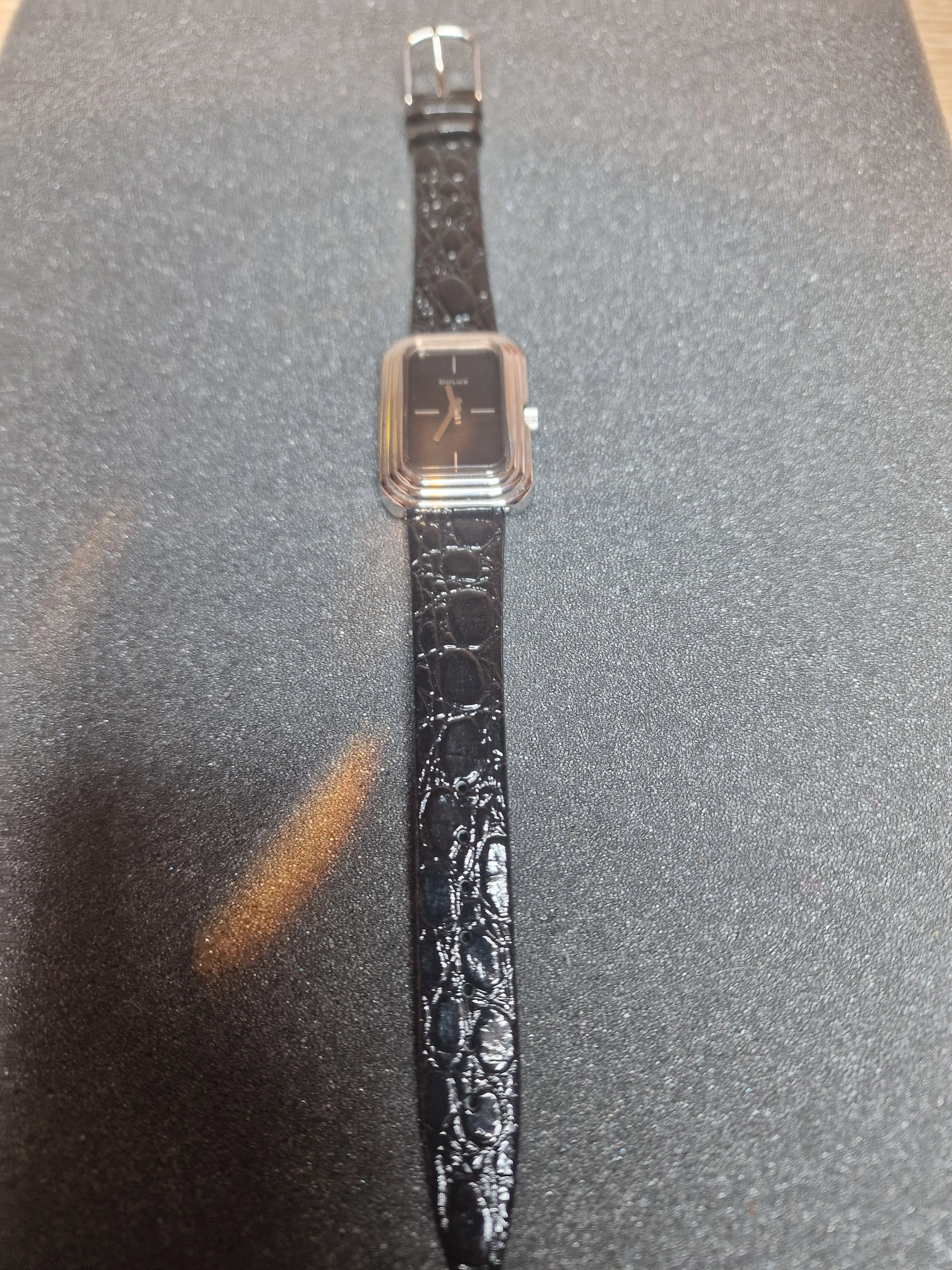 Unworn Vintage Ladies' Watch "DULUX" – 1970s, Swiss Made, Hand-Wound 2
