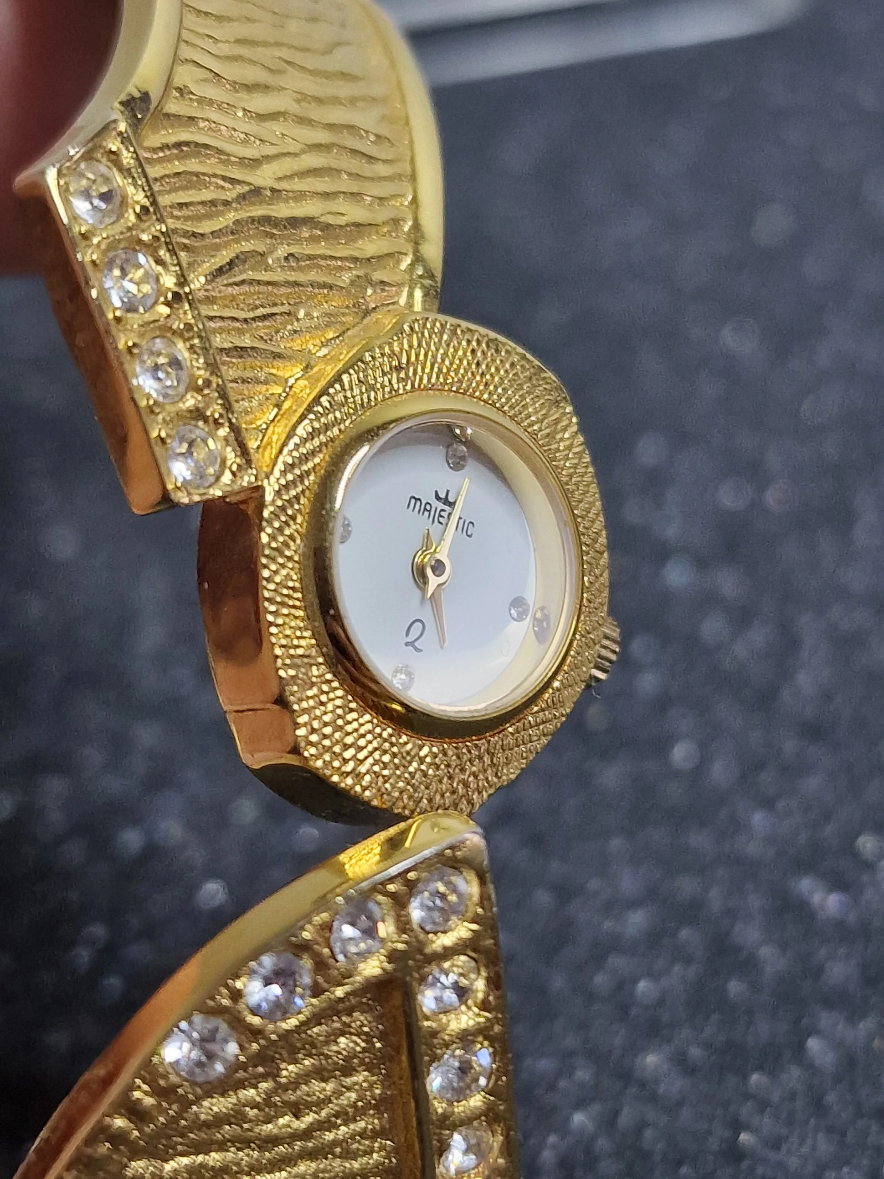 Unworn Vintage Ladies' Watch "RAVISA" – Swiss Made, Hand-Wound, Late 70s/80s 12
