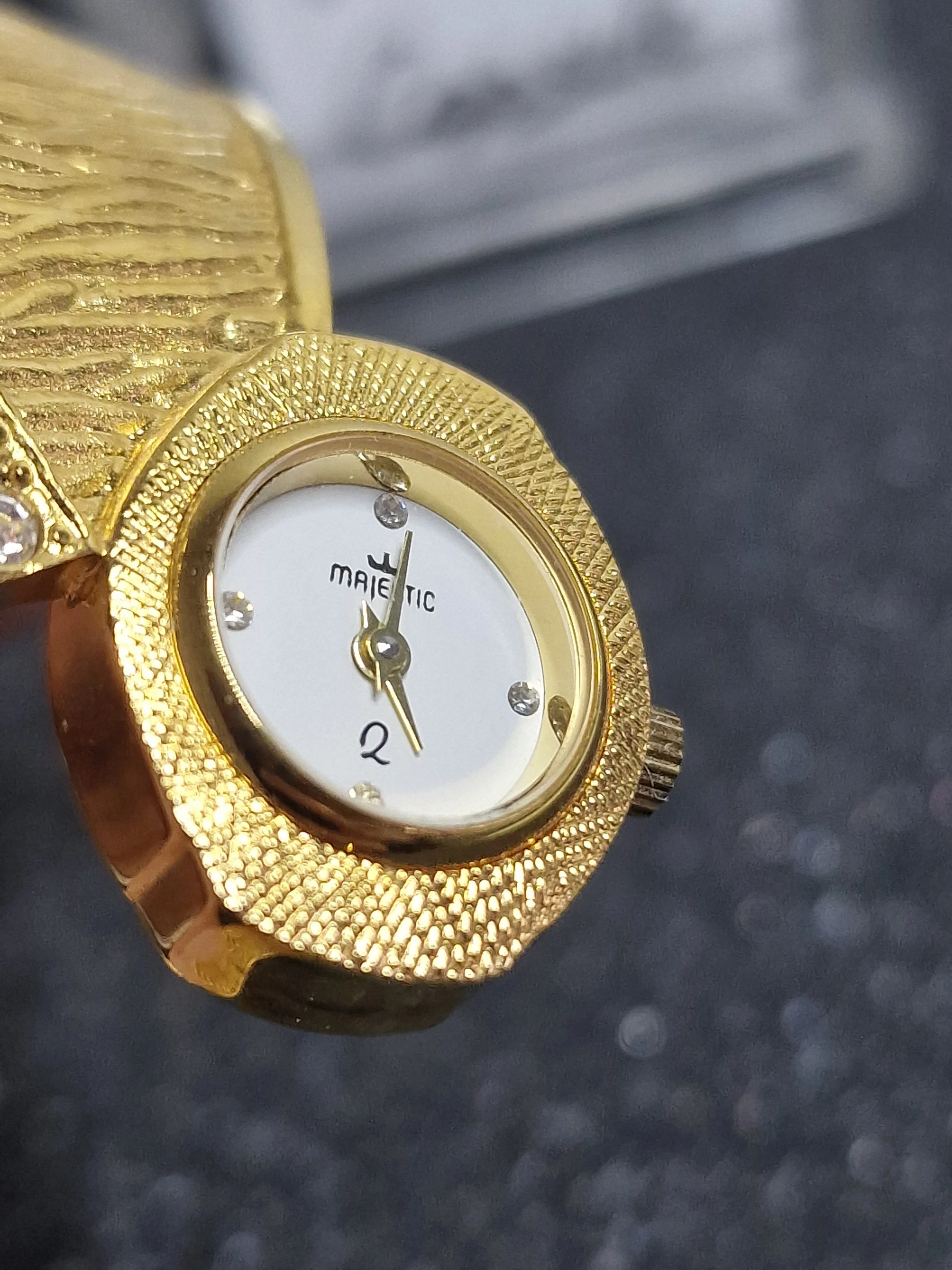 Unworn Vintage Ladies' Watch "RAVISA" – Swiss Made, Hand-Wound, Late 70s/80s 13