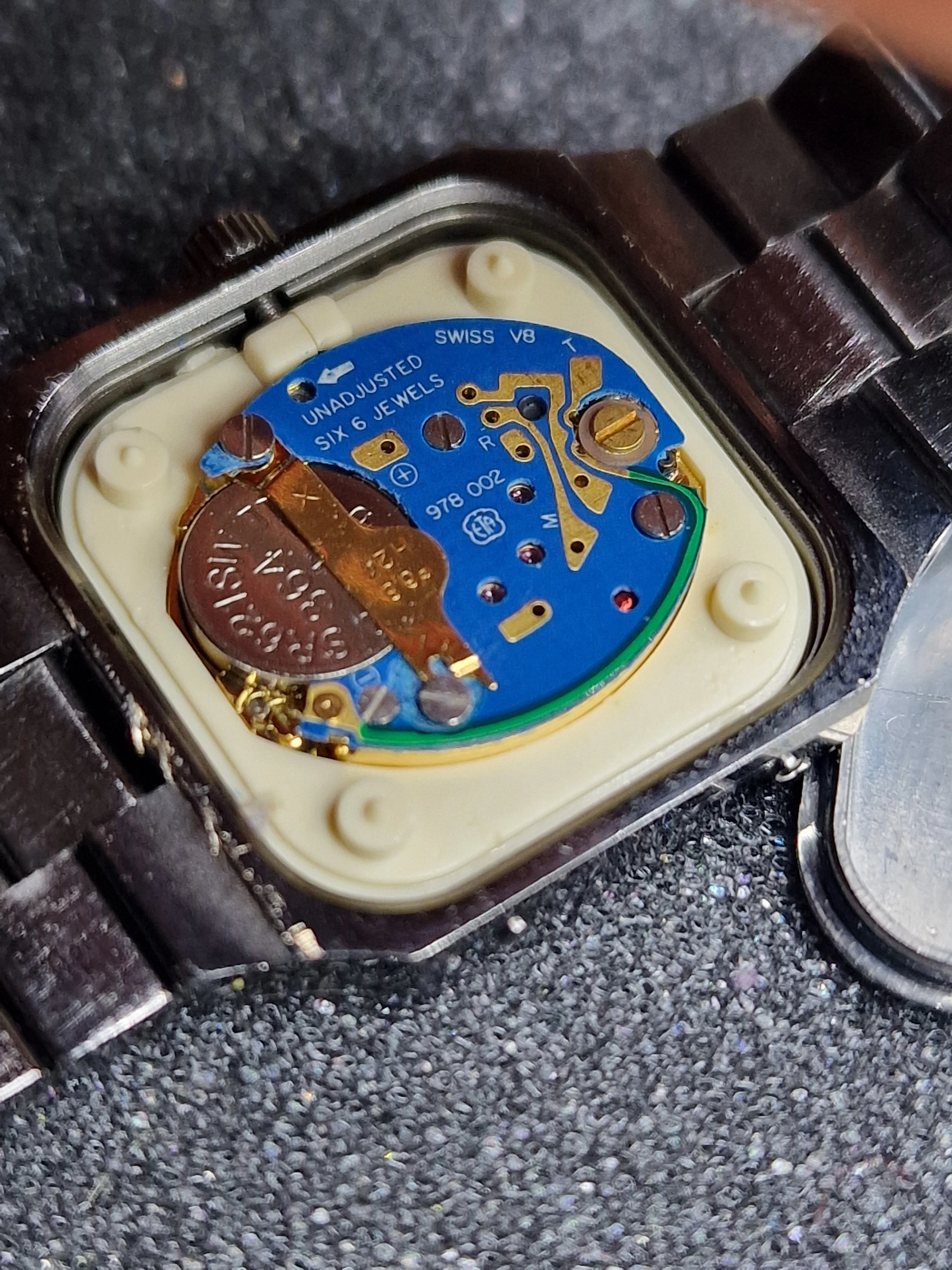 Unworn Vintage Quartz Watch "INTRACO" – Swiss Made, 70s/80s, Old Stock 7