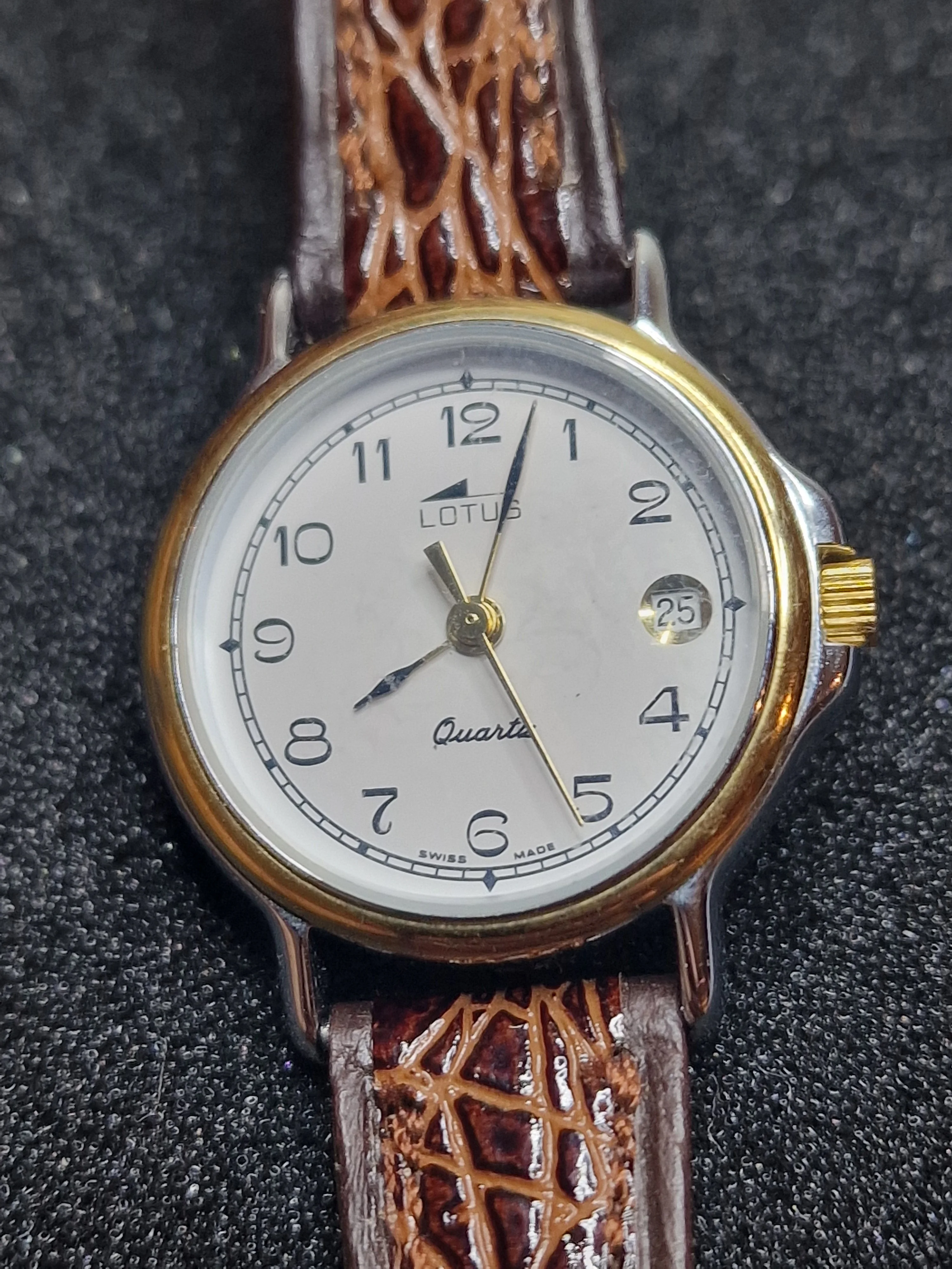 Unworn Vintage Quartz Watch "LOTUS" – Swiss Made, Date Display, 1970s, Old Stock