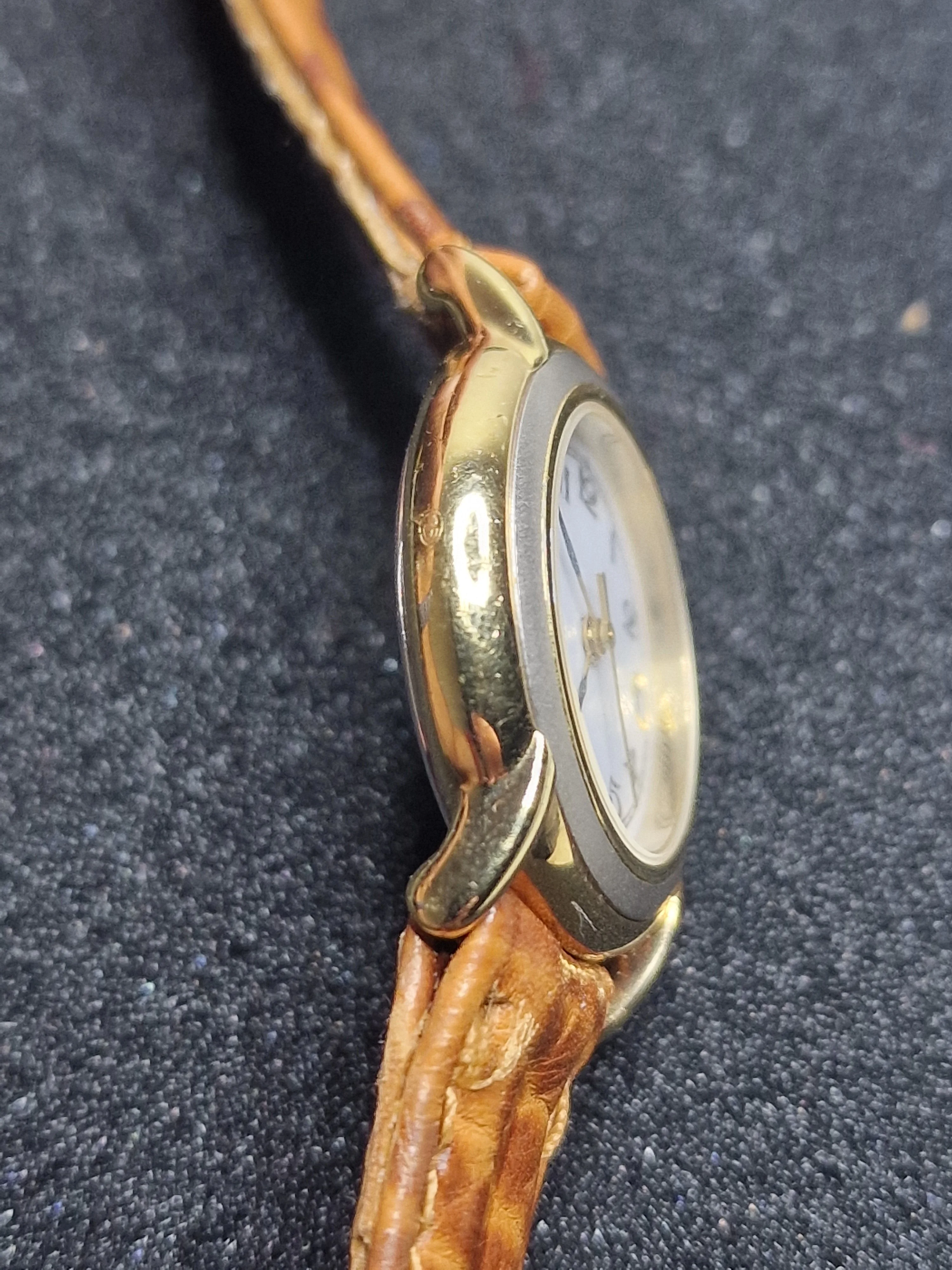 Unworn Vintage Quartz Watch – Swiss Made, 1970s, Gold-Tone, Old Stock 4