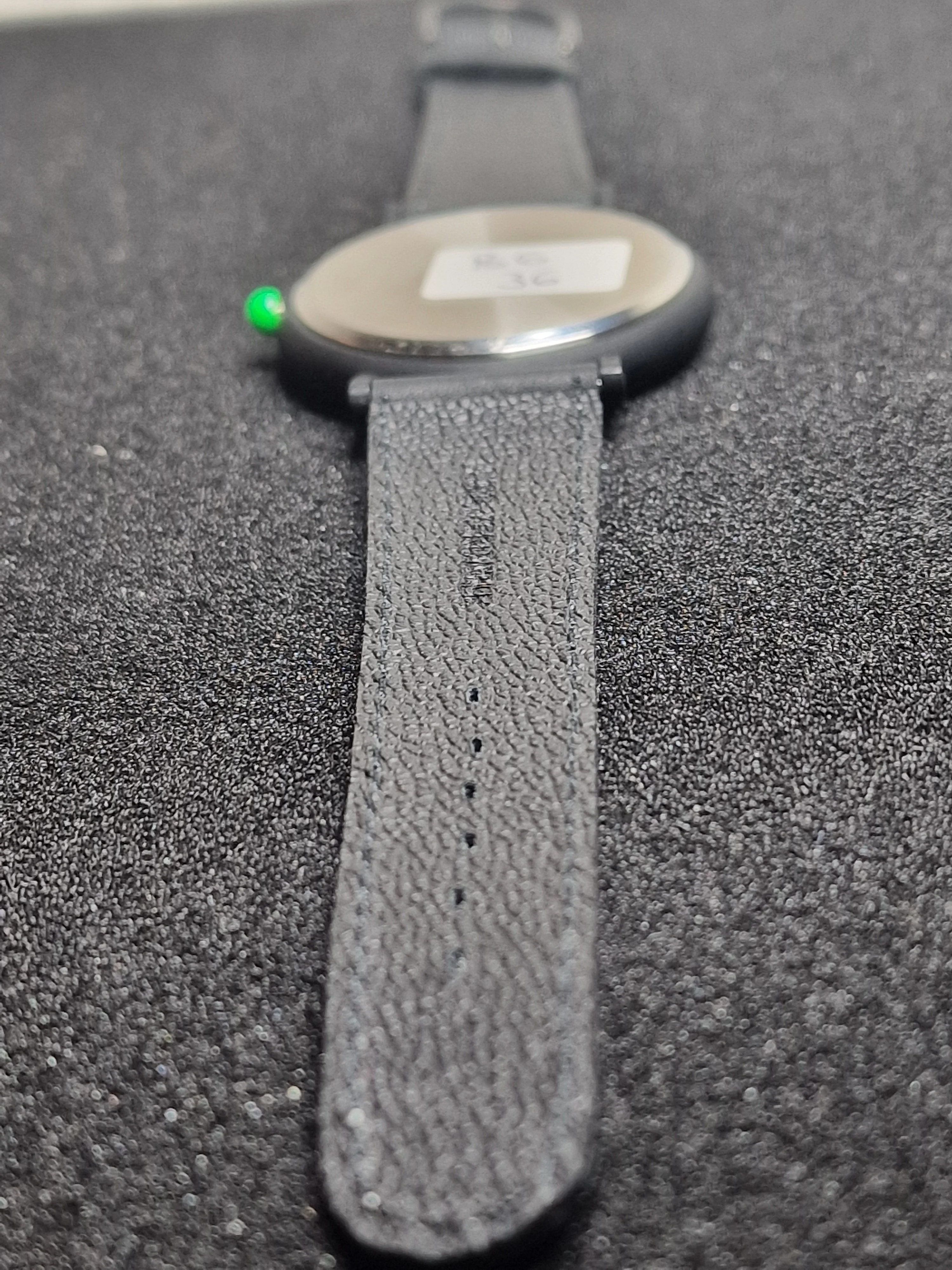 Unworn Vintage Quartz Watch – Swiss Made – Cattin Movement – 80s–90s – 42mm – NOS 8