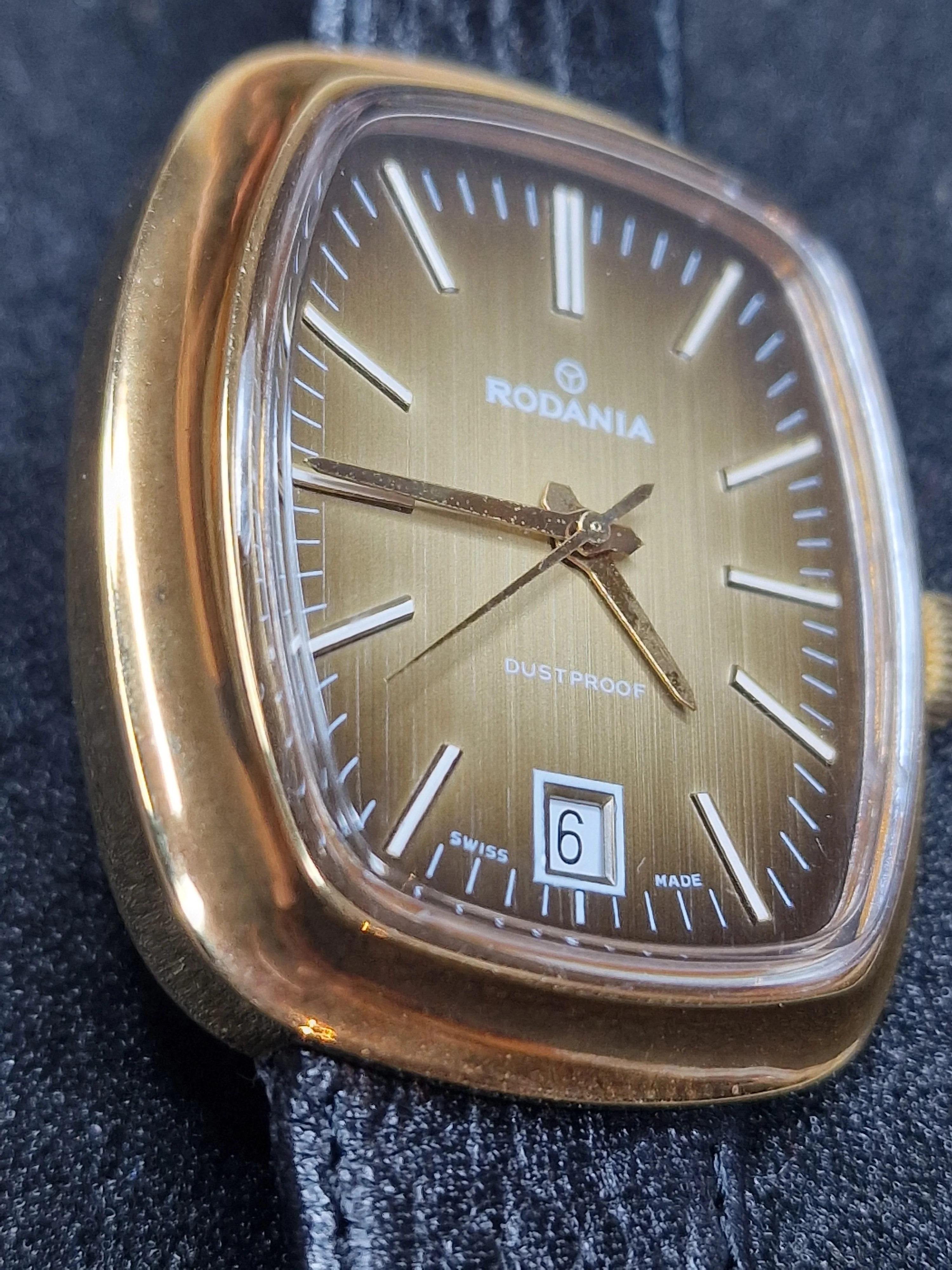 Unworn Vintage Rodania Watch – Swiss Made – Hand-Wound – 1960s – Gold-Tone – NOS 5