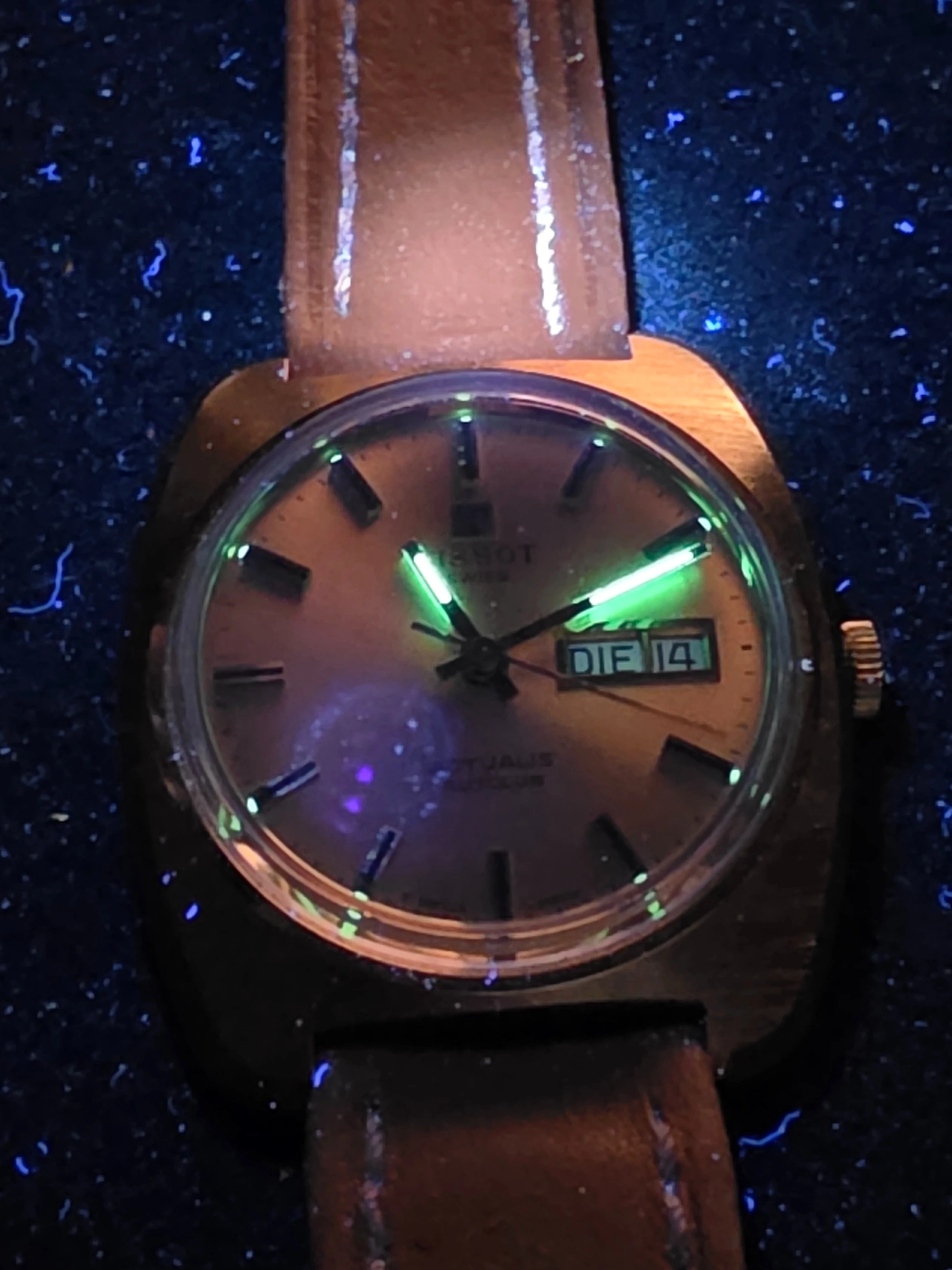 Unworn Vintage TISSOT Actualis Autolub – Swiss Made, Hand-Wound, 1960s, Old Stock 9