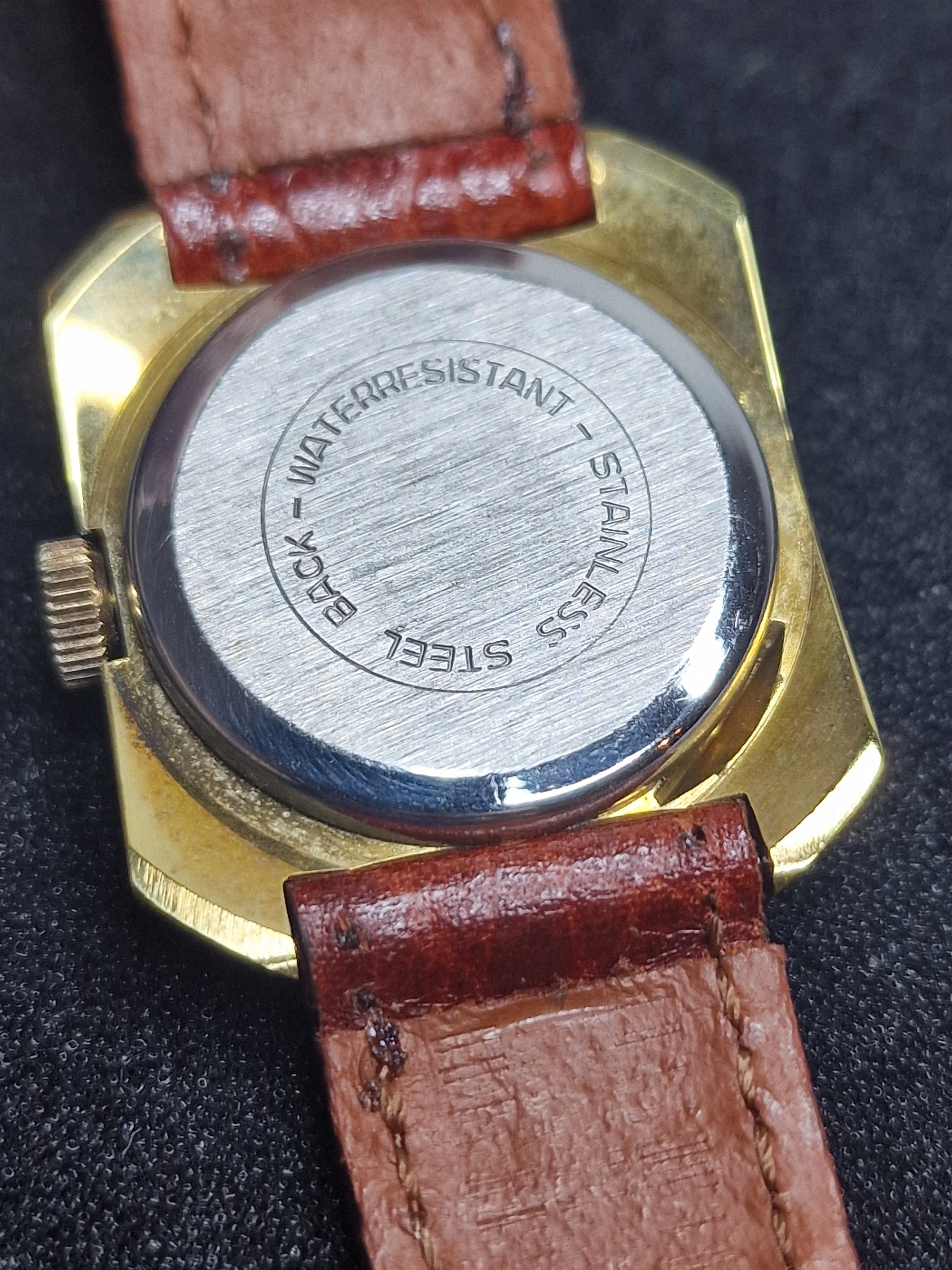 Unworn Vintage Watch "DANIEL PERRET" – Swiss Made, Hand-Wound, 1960s, Old Stock 5