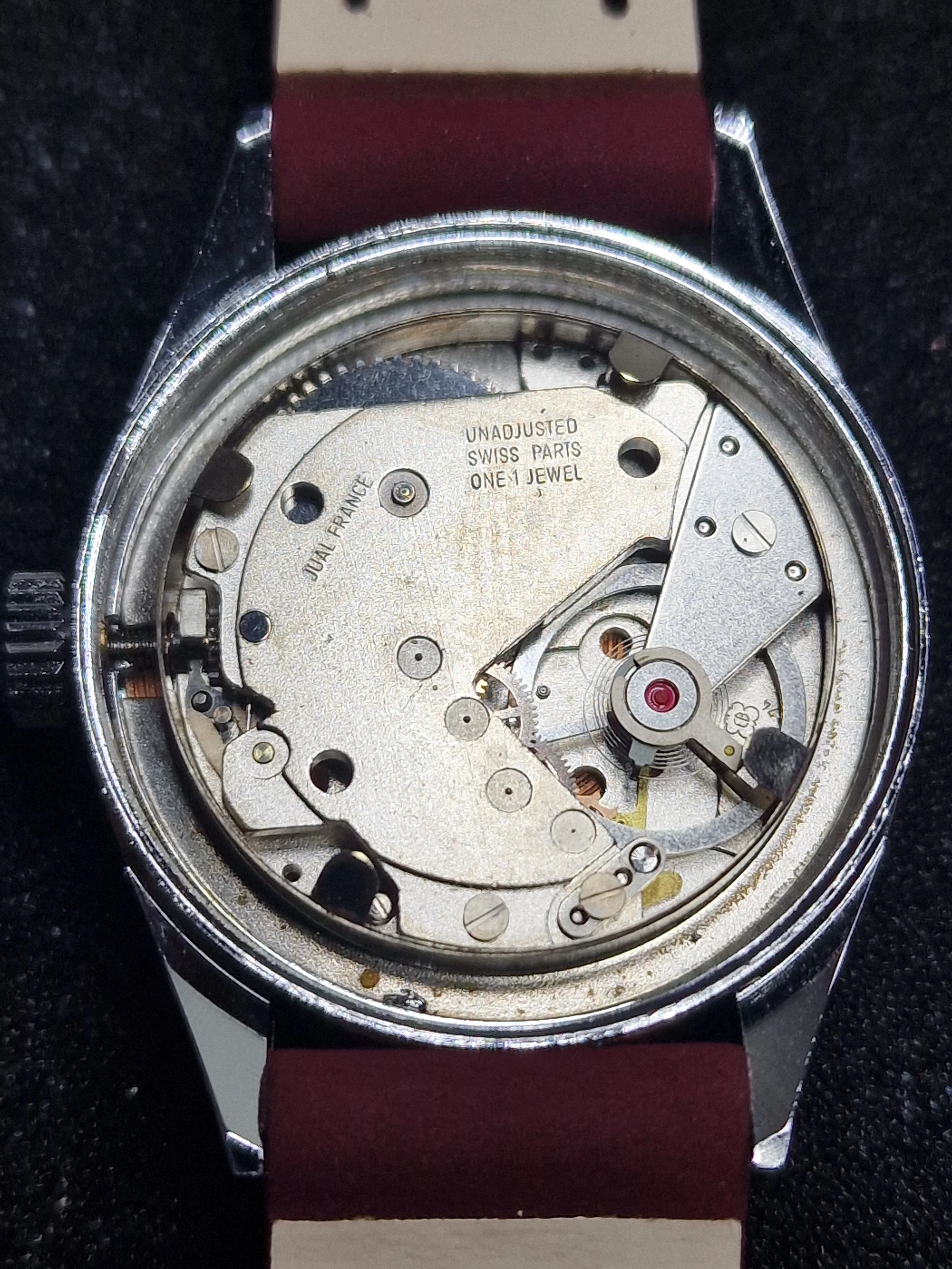 Unworn Vintage Watch "IRAK" – Swiss Made, Hand-Wound, 1960s, Old Stock 11