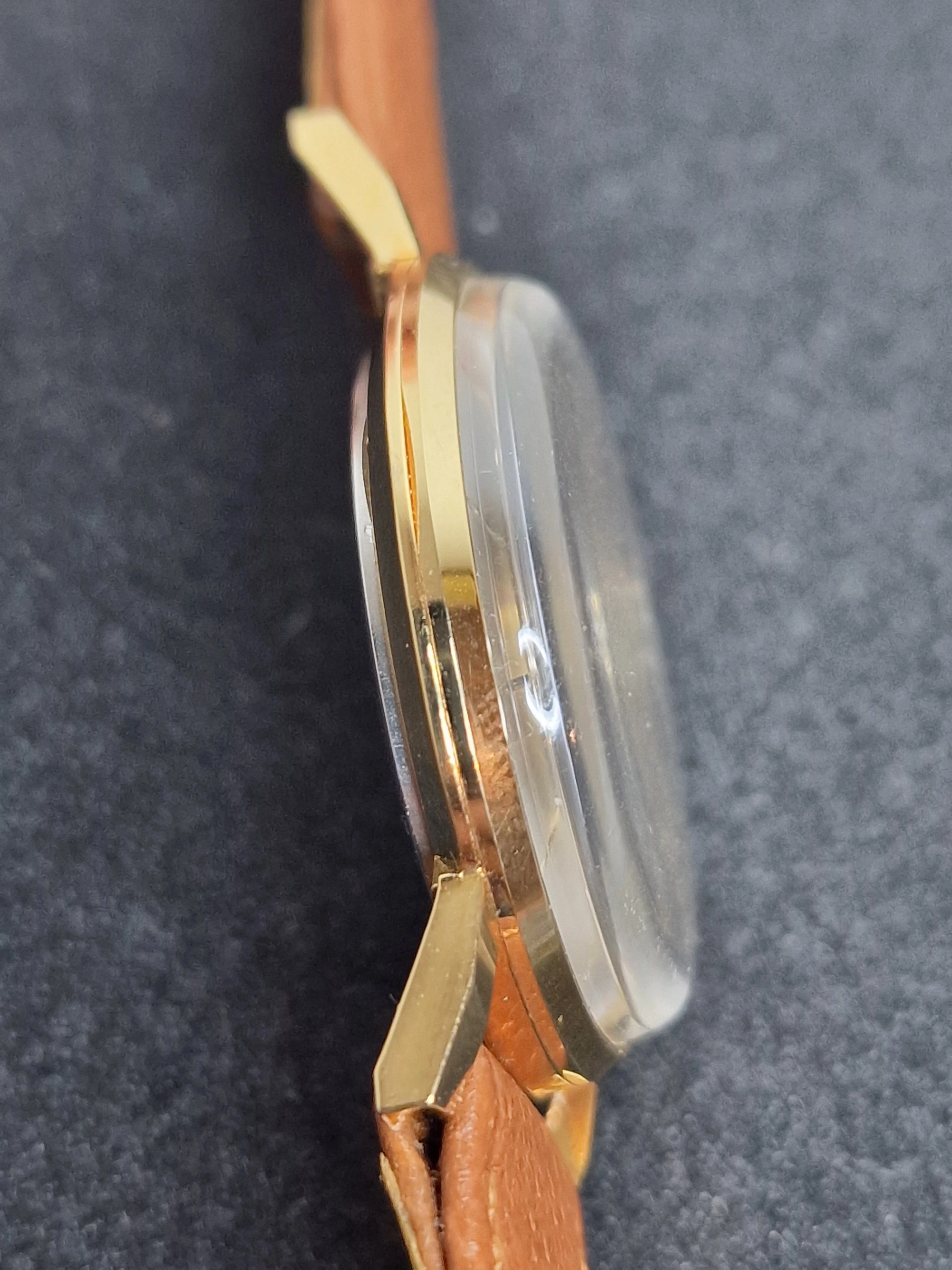 Unworn Vintage Watch "SECRETARY" – Swiss Made – Hand-Wound – 50s/60s – Gold-Tone – NOS 3