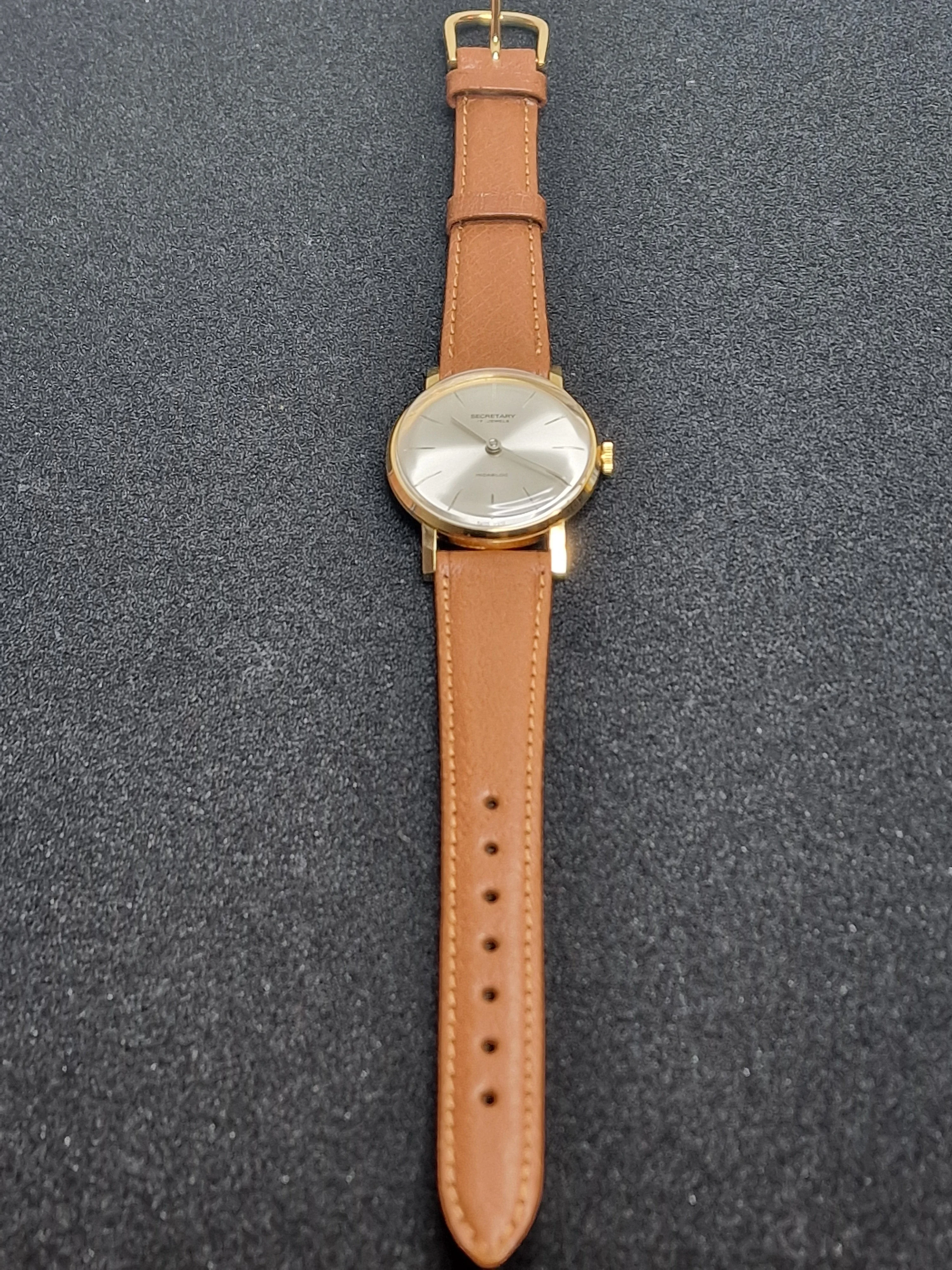 Unworn Vintage Watch "SECRETARY" – Swiss Made – Hand-Wound – 50s/60s – Gold-Tone – NOS 9