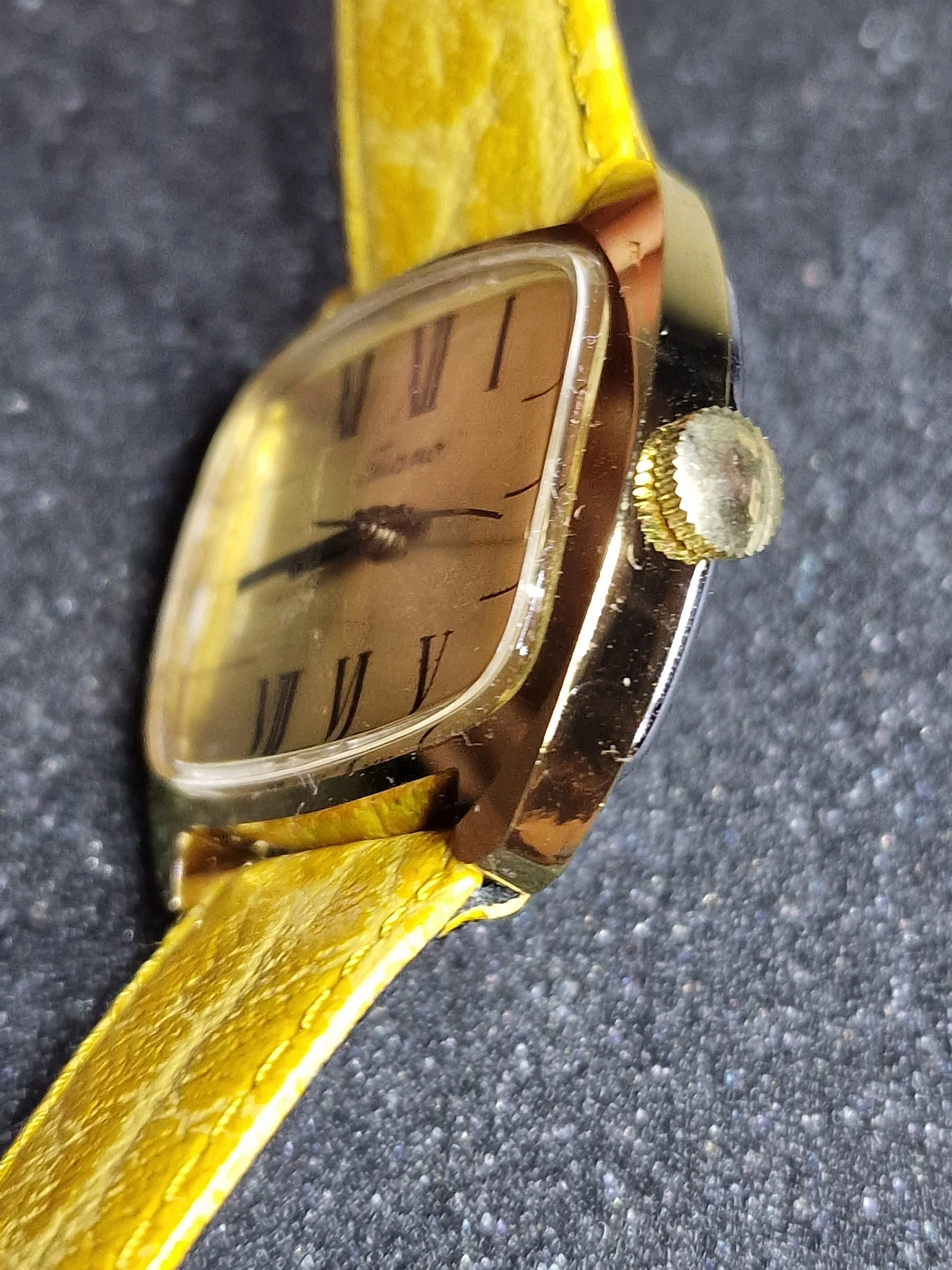Unworn Vintage Watch "TIANO" – Swiss Made for Japan, Hand-Wound, 80s/90s, Ultra Slim 4