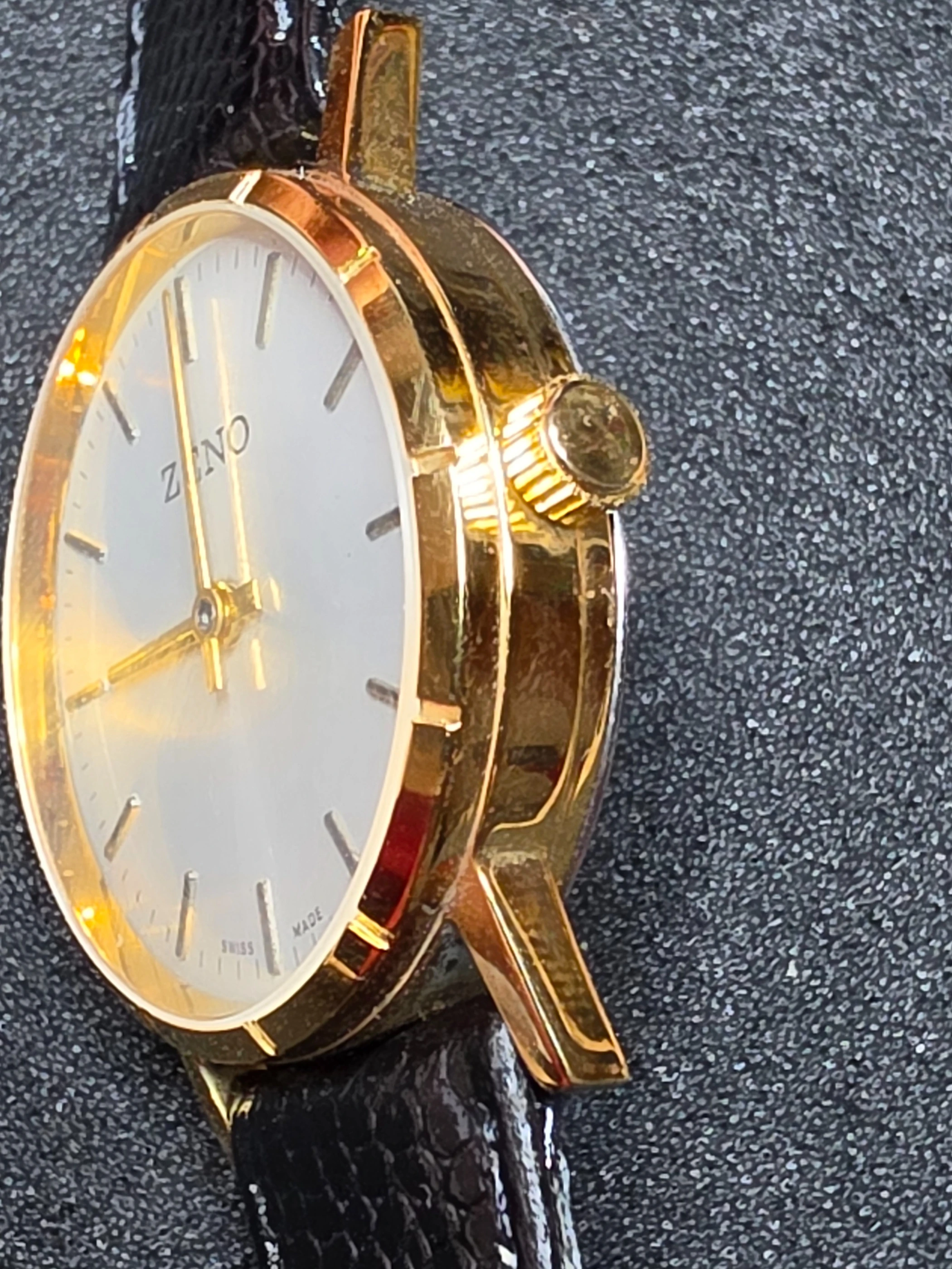 Unworn Vintage Watch "Zeno Basel" – Swiss Made, Hand-Wound, 70s/80s, Ultra Flat 3