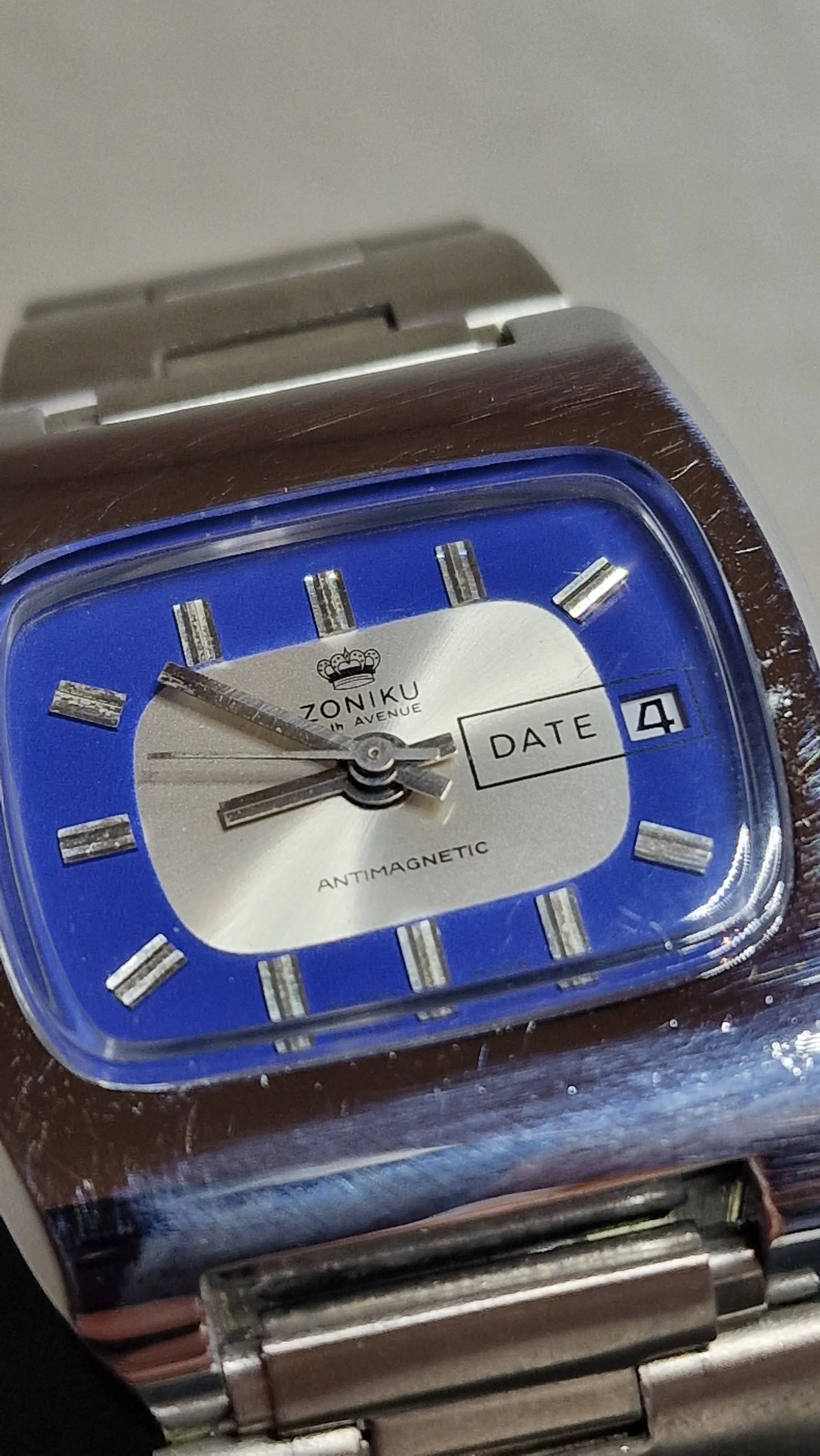Unworn Vintage Watch "ZONIKU" – Swiss Made, Hand-Wound, 1960s or Older, Old Stock 4