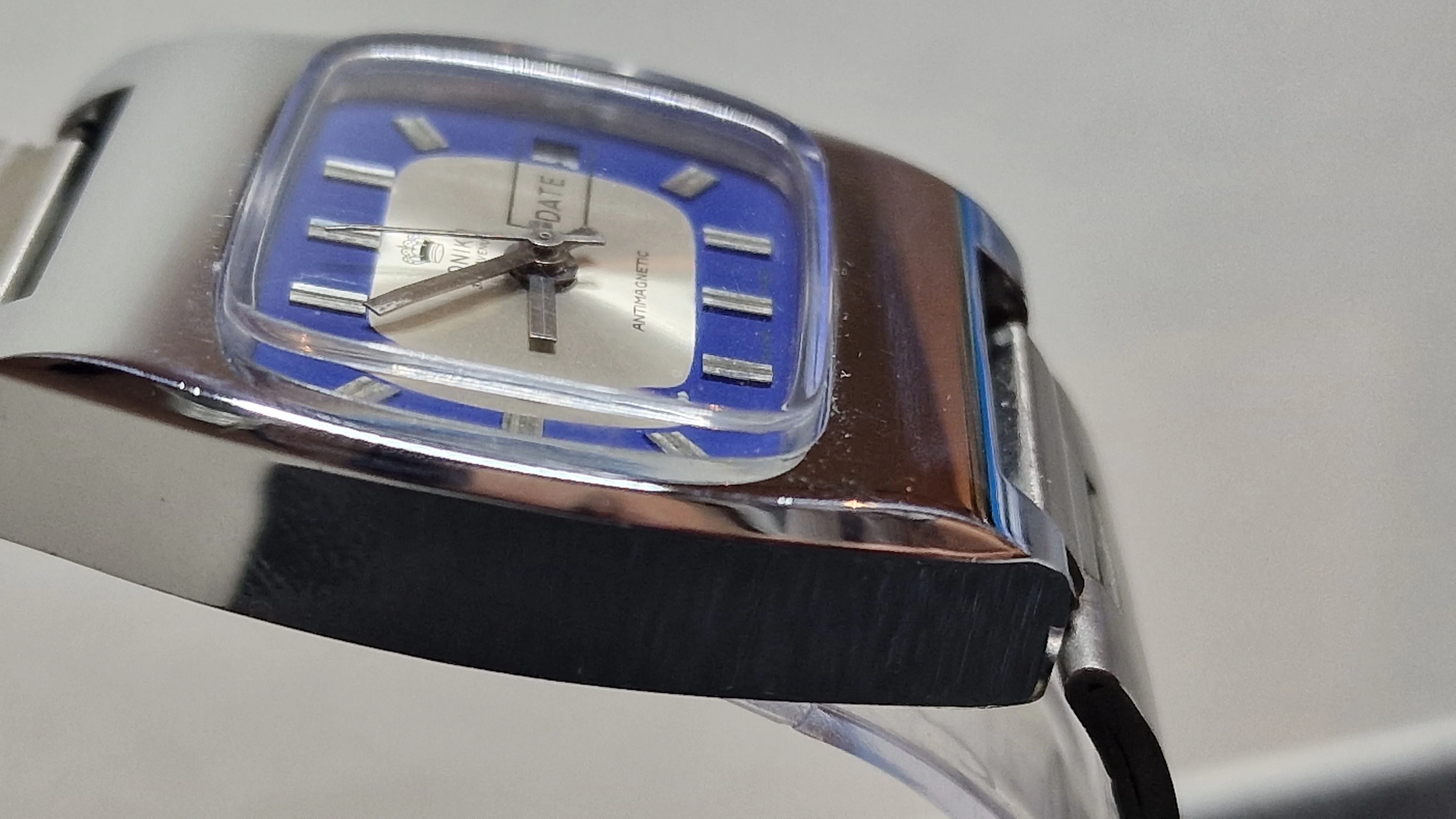 Unworn Vintage Watch "ZONIKU" – Swiss Made, Hand-Wound, 1960s or Older, Old Stock 6